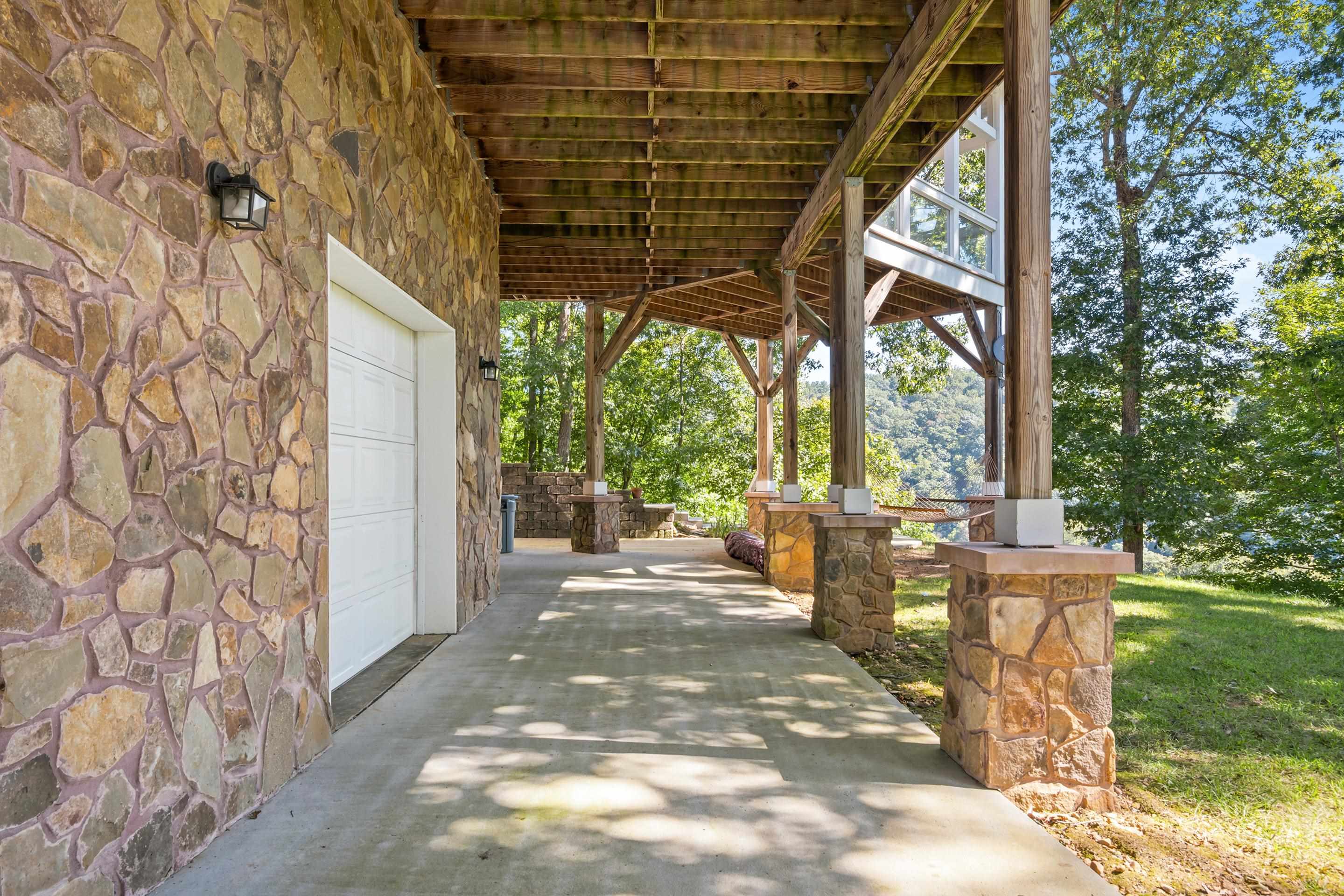 138 Ridgeland Drive Max Meadows VA 24360