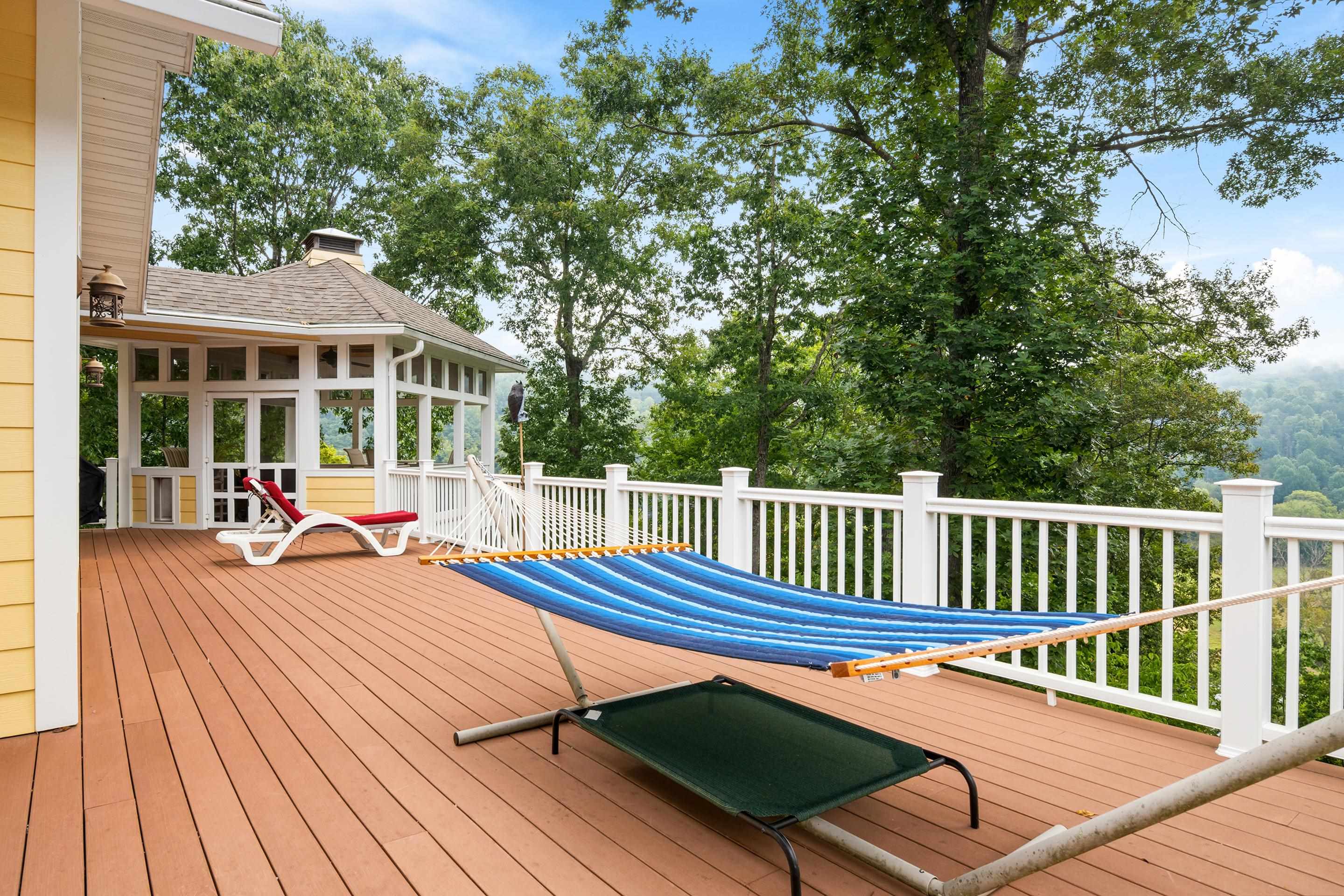 138 Ridgeland Drive Max Meadows VA 24360