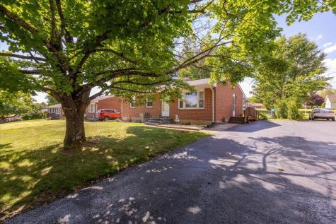 807 Seventh Street Radford VA 24141