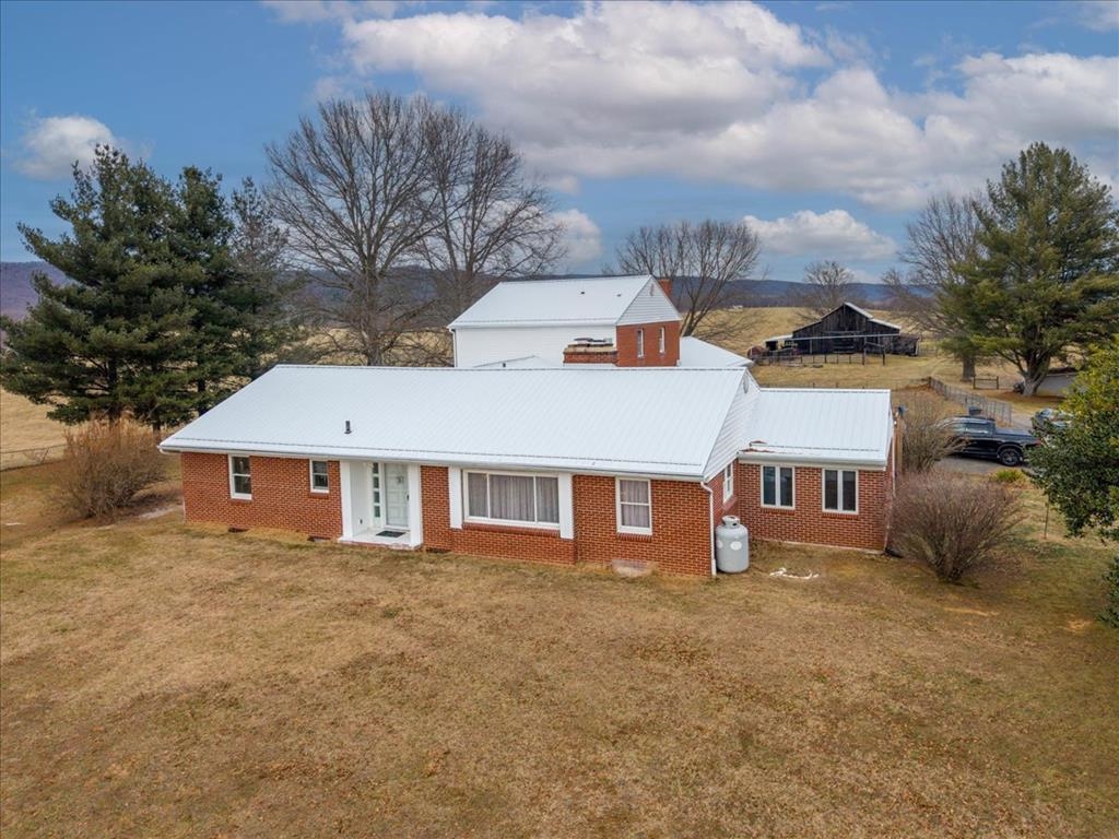 6560 Cleburne Boulevard SE Dublin VA 24084