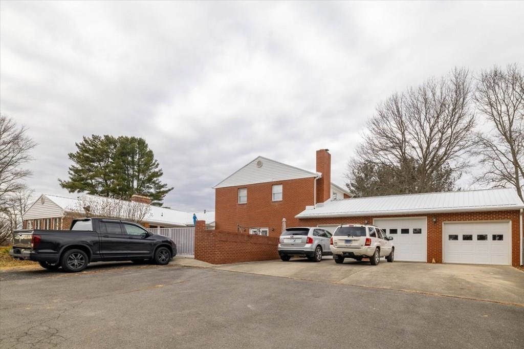 6560 Cleburne Boulevard SE Dublin VA 24084