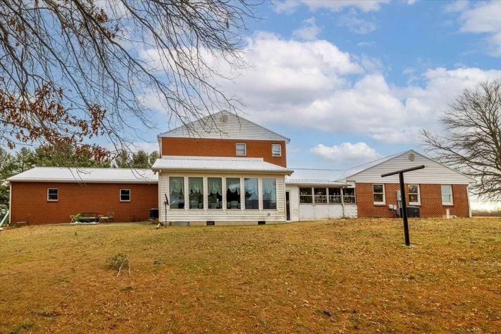 6560 Cleburne Boulevard SE Dublin VA 24084