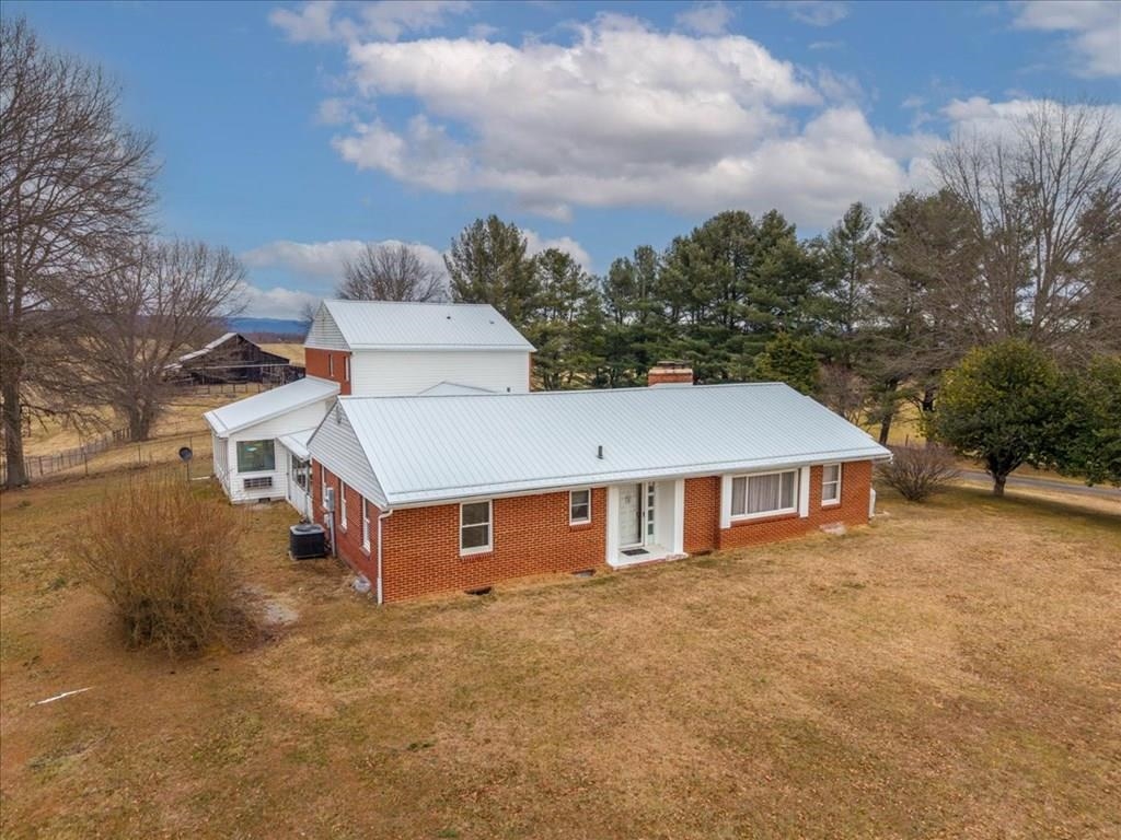 6560 Cleburne Boulevard SE Dublin VA 24084