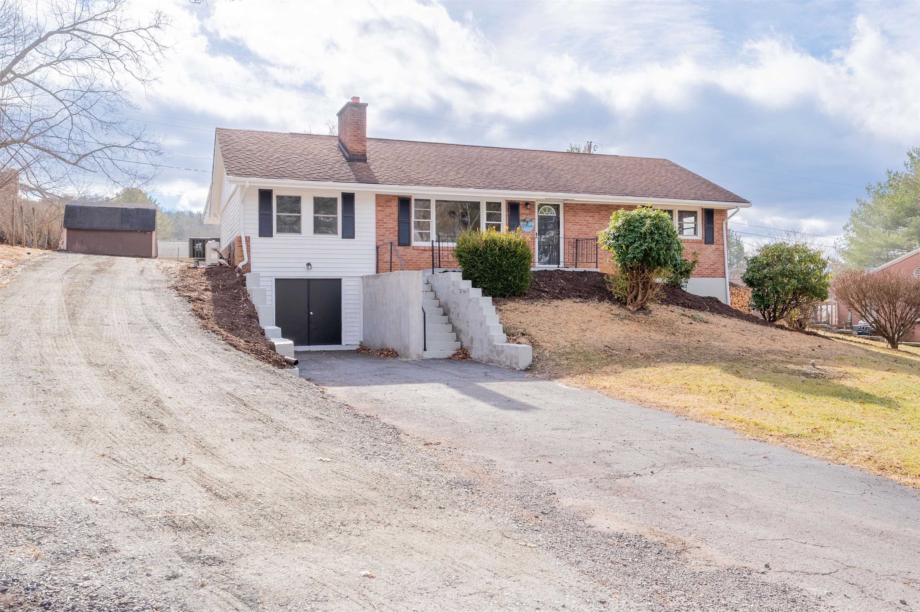 109 Robinhood Road Galax VA 24333