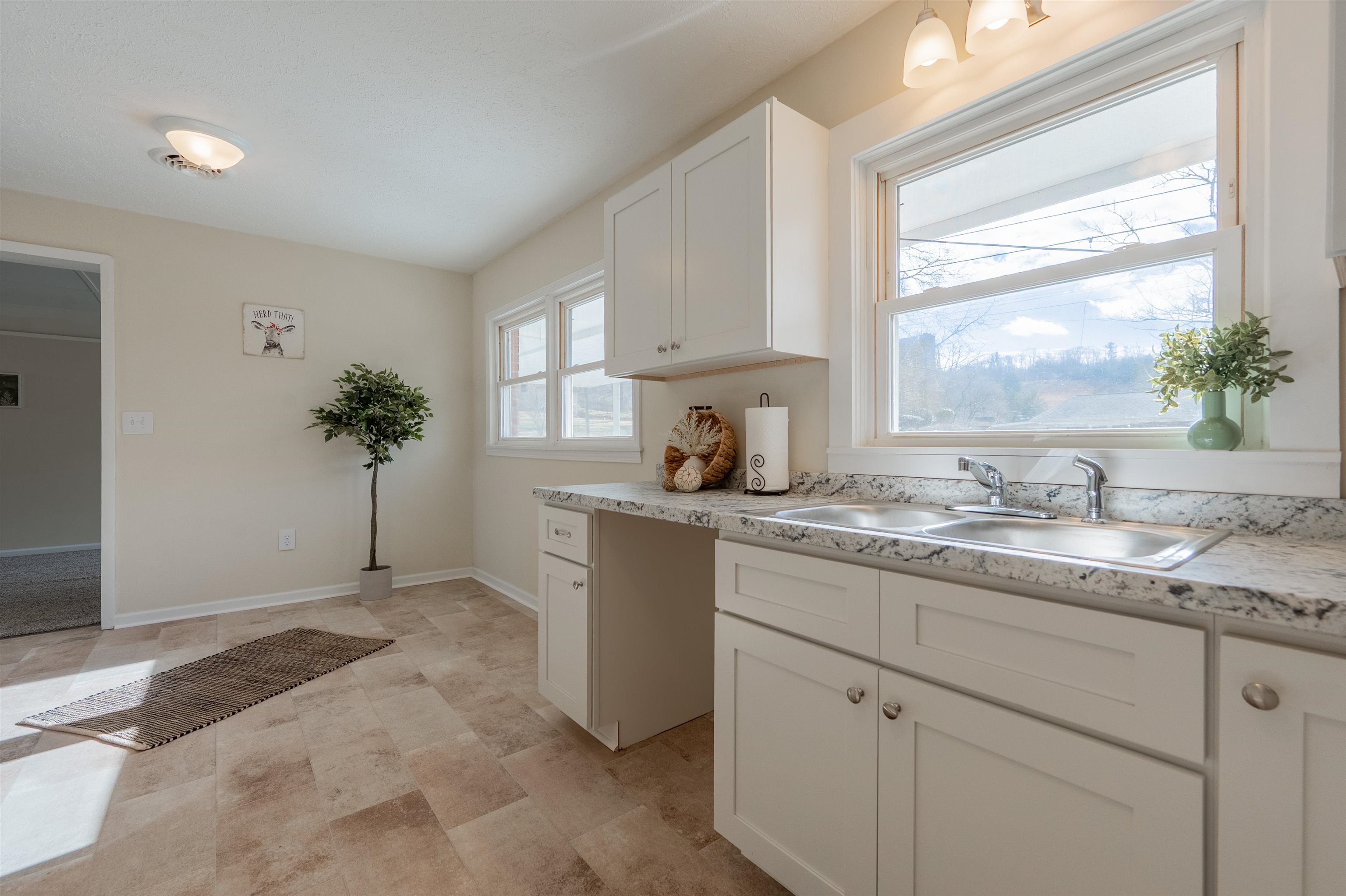 109 Robinhood Road Galax VA 24333