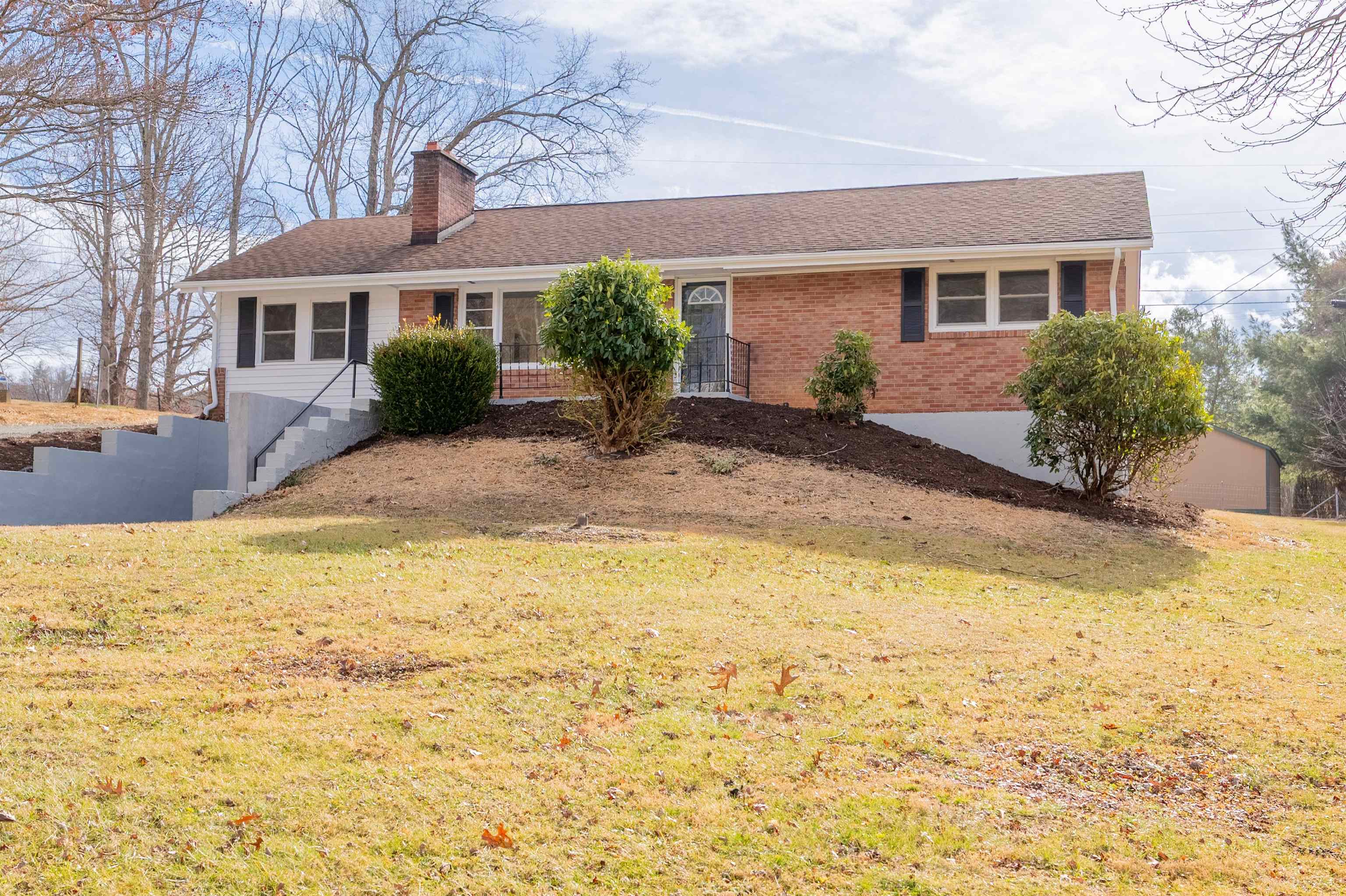 109 Robinhood Road Galax VA 24333