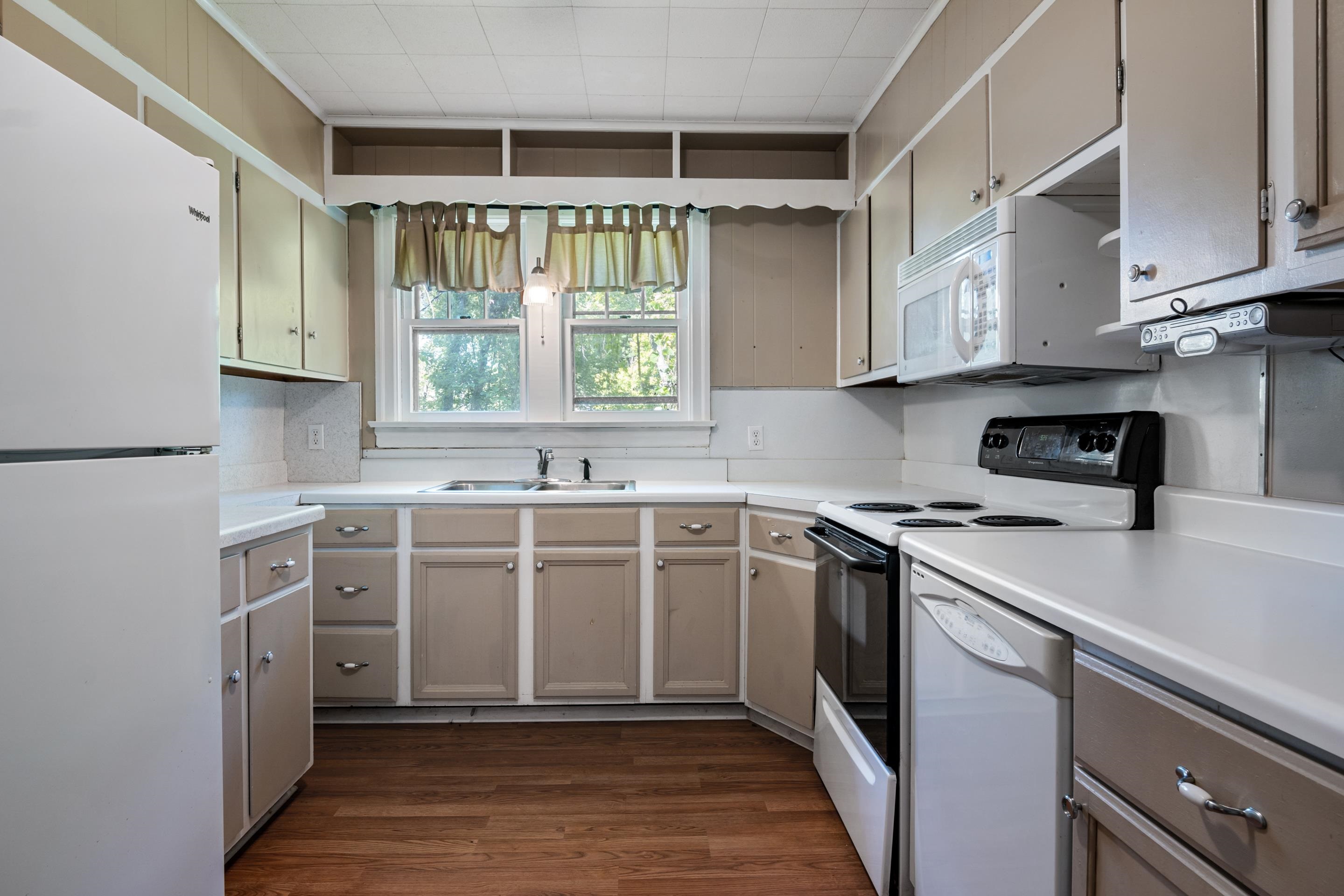 818 Second Street Radford VA 24141