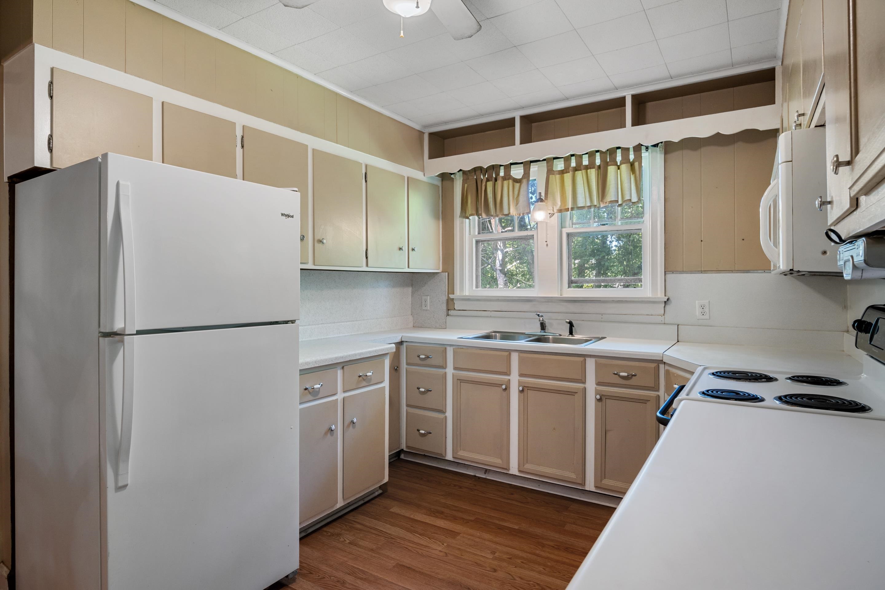 818 Second Street Radford VA 24141