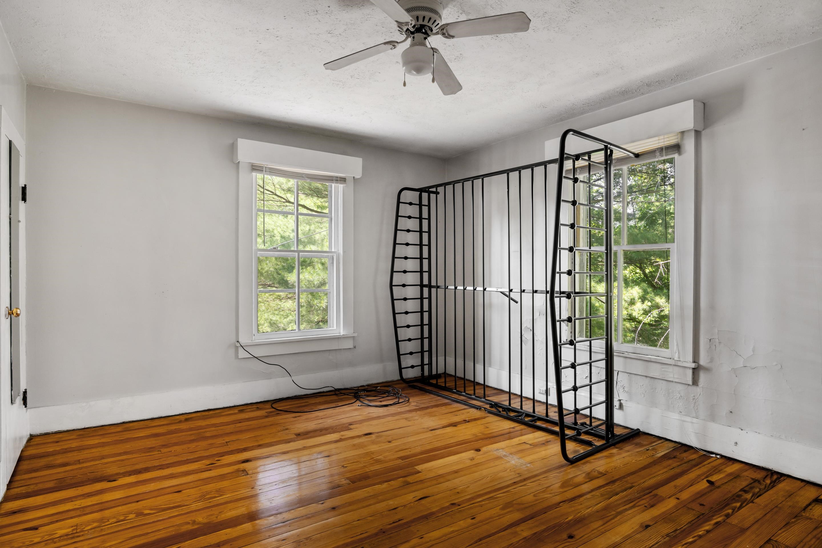 818 Second Street Radford VA 24141