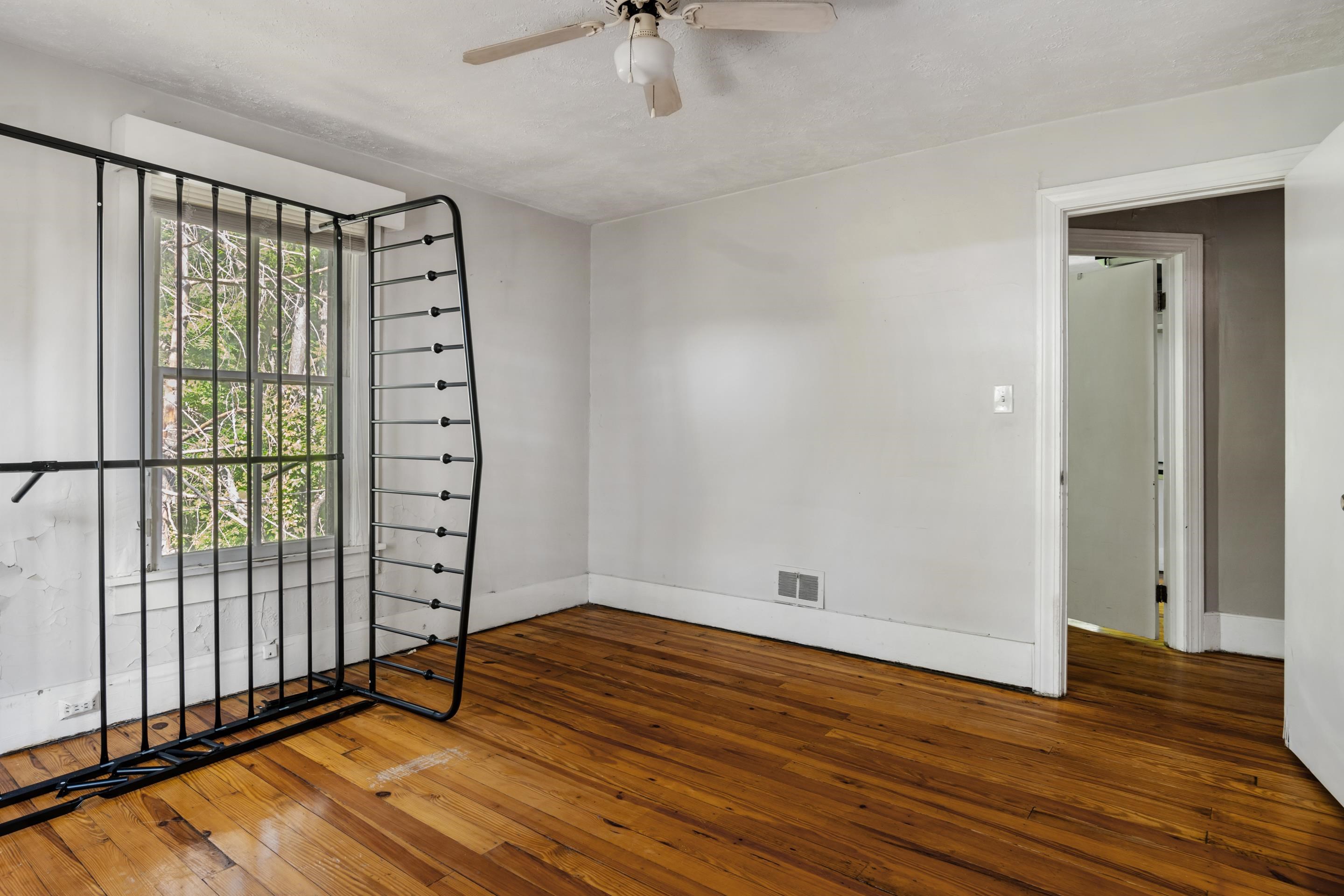 818 Second Street Radford VA 24141