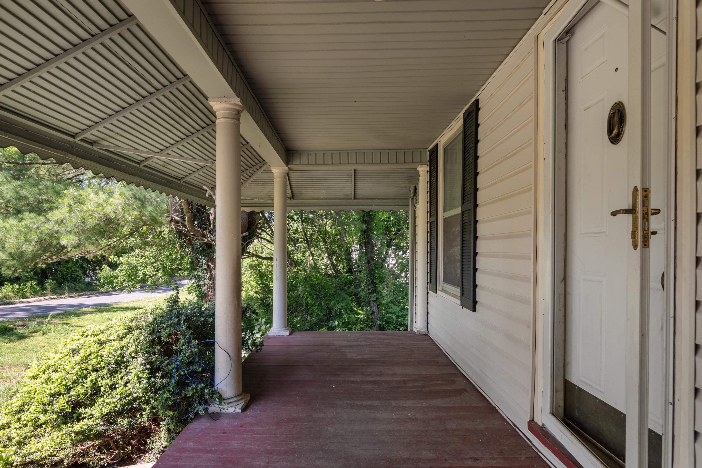 818 Second Street Radford VA 24141