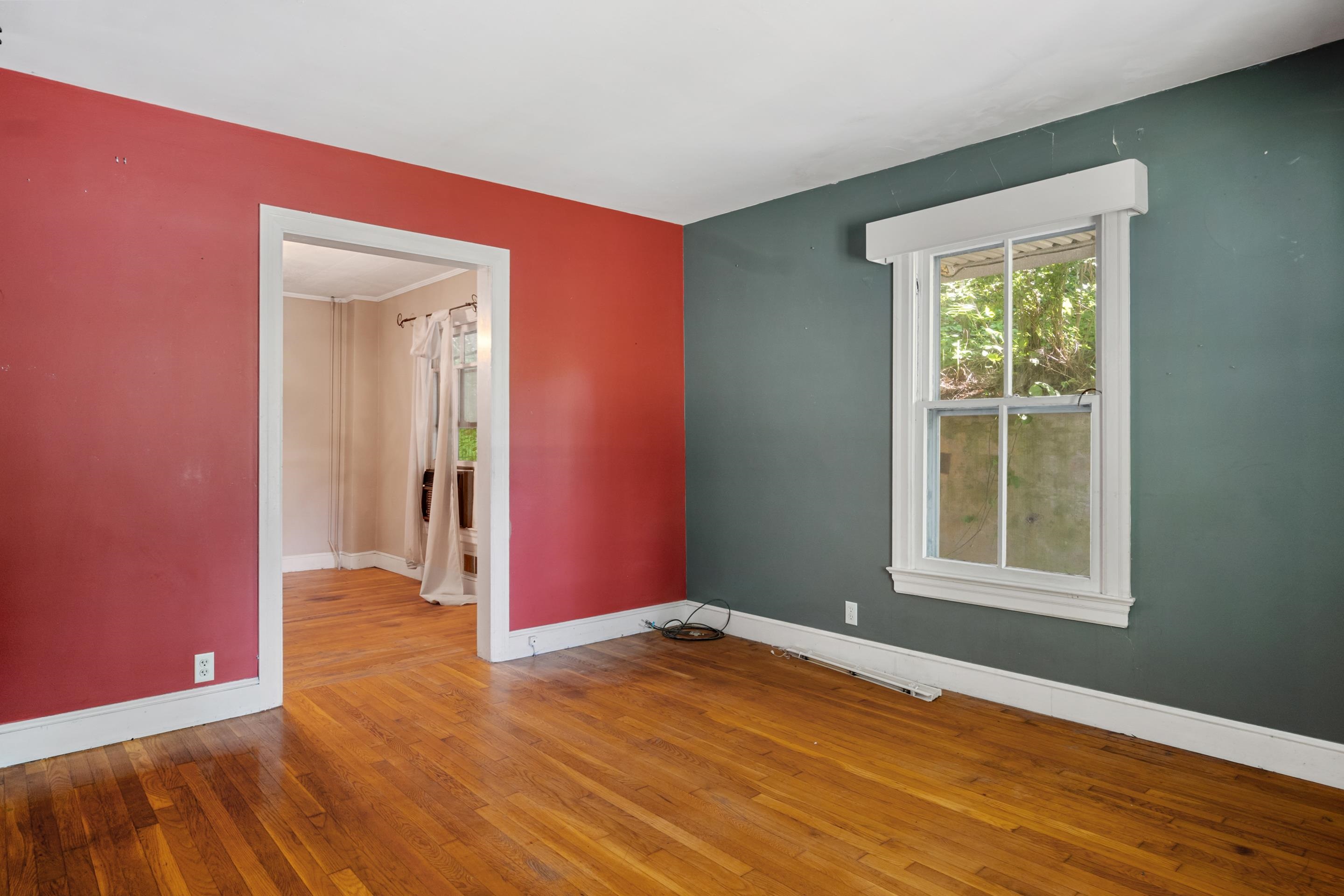 818 Second Street Radford VA 24141