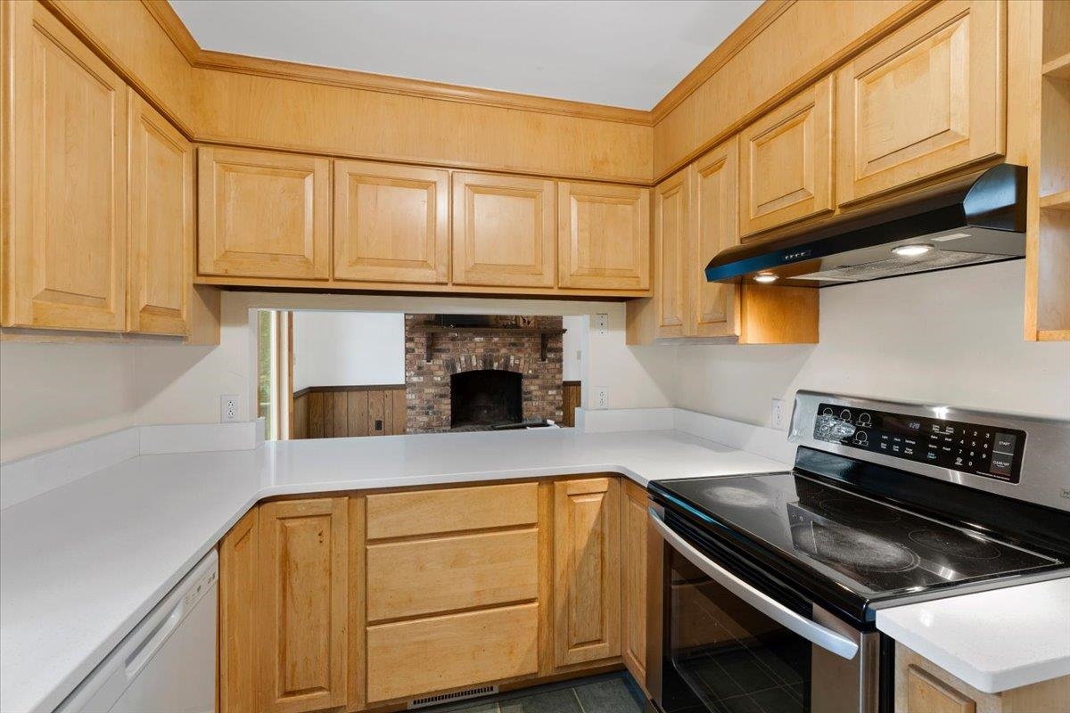 401 Stonegate Drive Blacksburg VA 24060