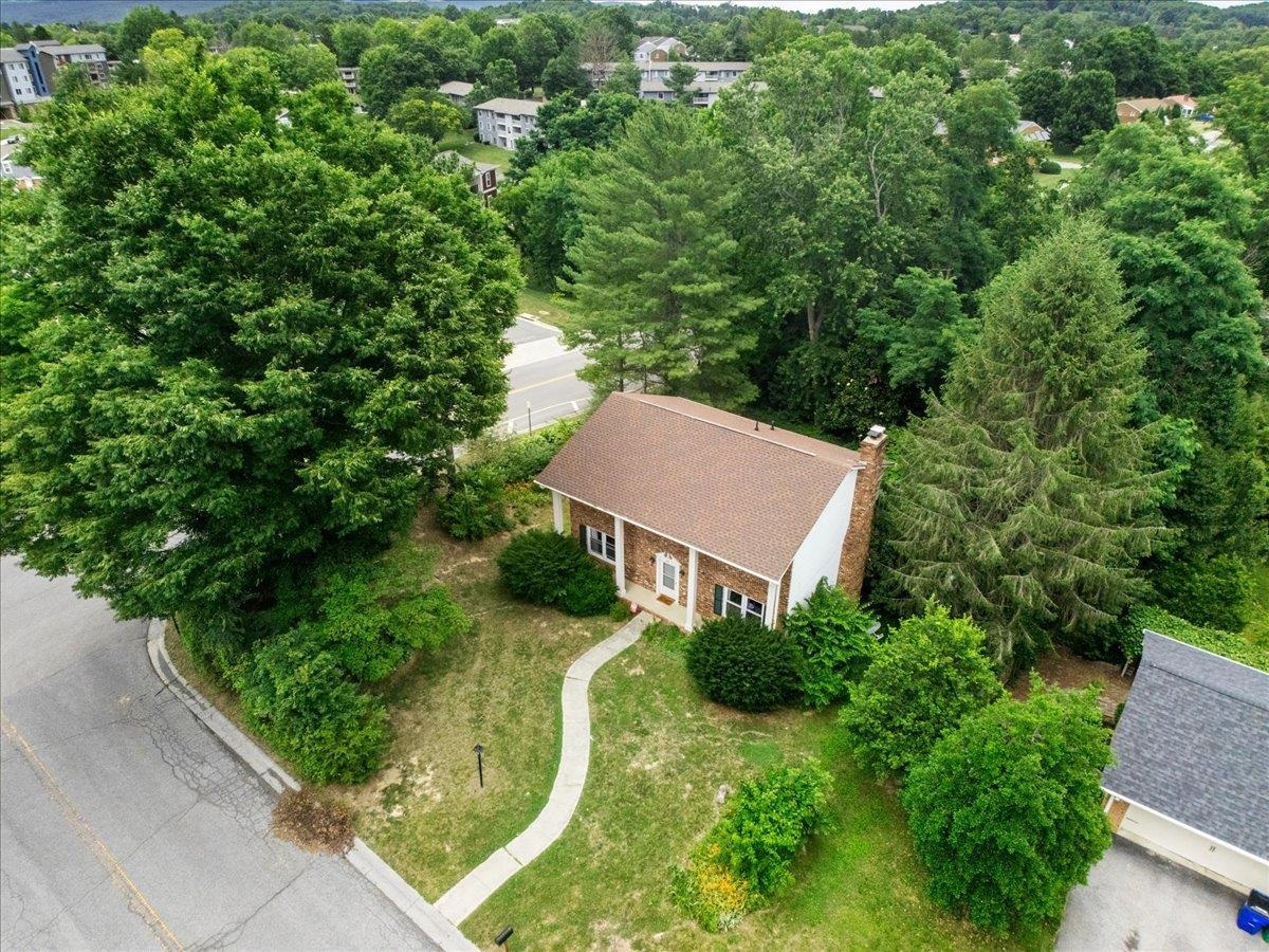 401 Stonegate Drive Blacksburg VA 24060