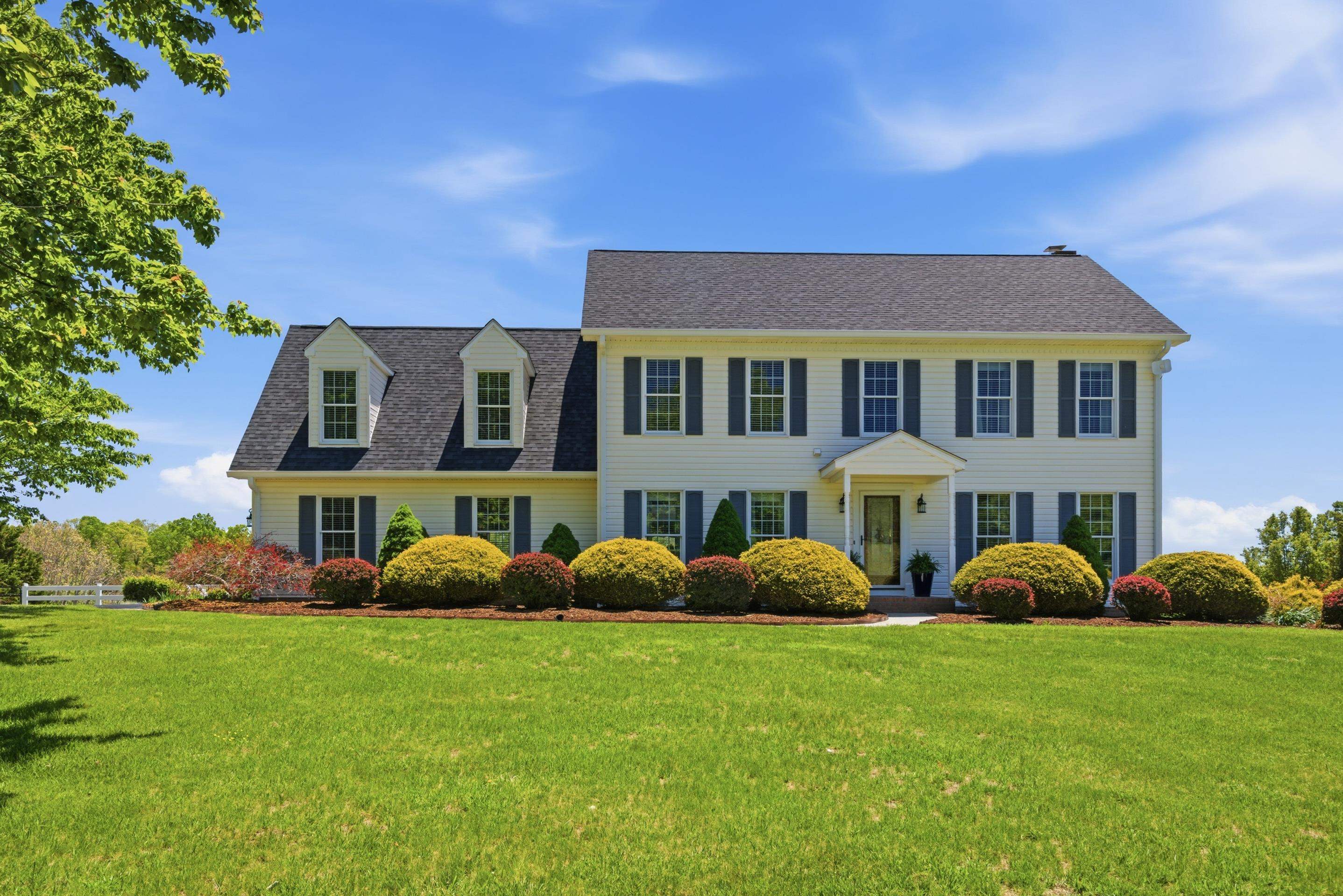 1305 Red Hawk Run Christiansburg VA 24073