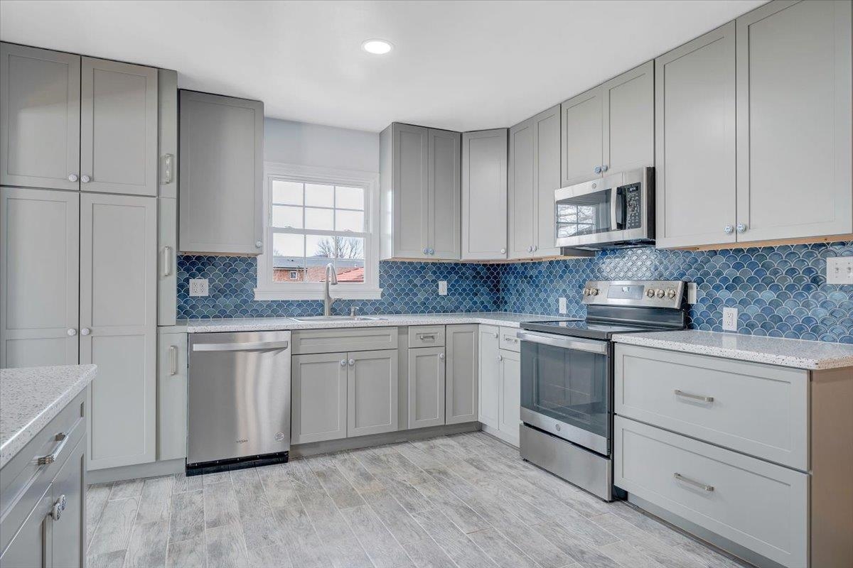 5001 Hildebrand Road NW Roanoke VA 24012