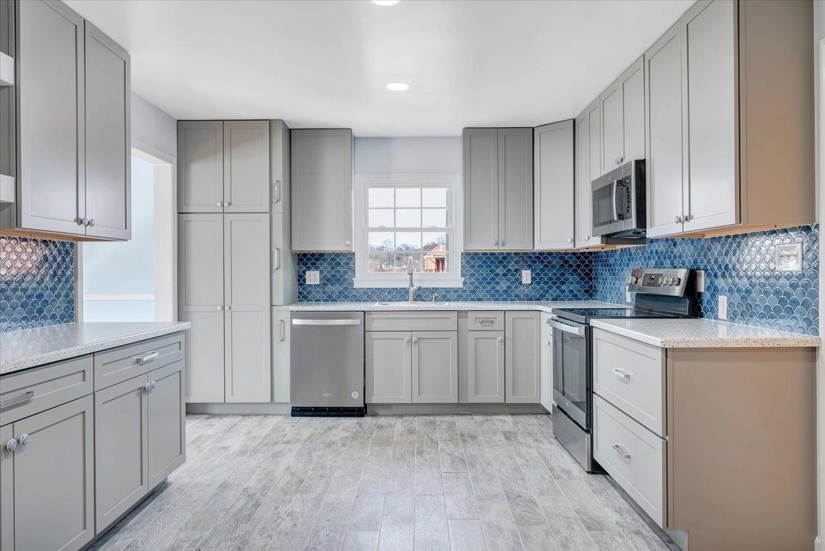 5001 Hildebrand Road NW Roanoke VA 24012