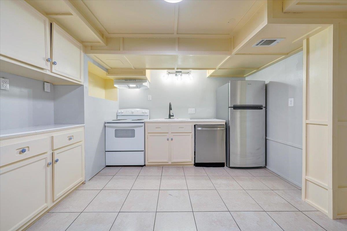 5001 Hildebrand Road NW Roanoke VA 24012