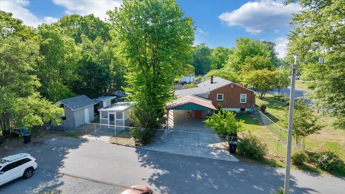 5001 Hildebrand Road NW Roanoke VA 24012