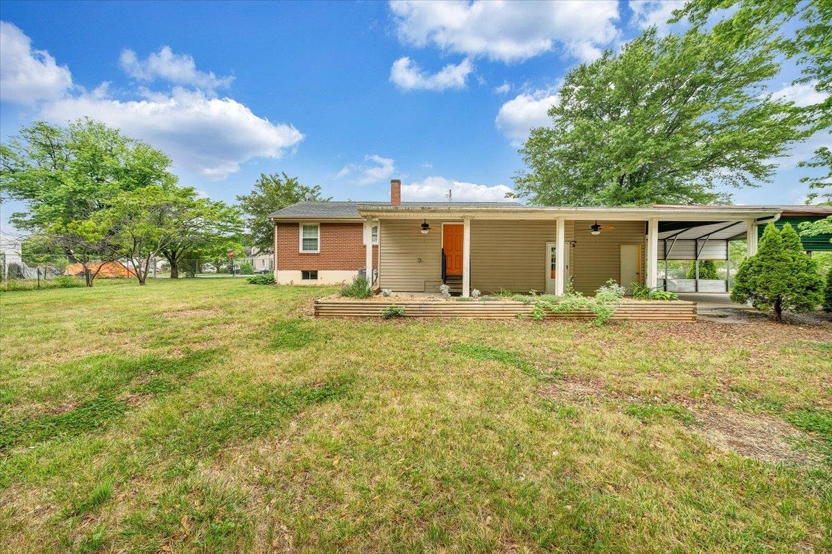 5001 Hildebrand Road NW Roanoke VA 24012