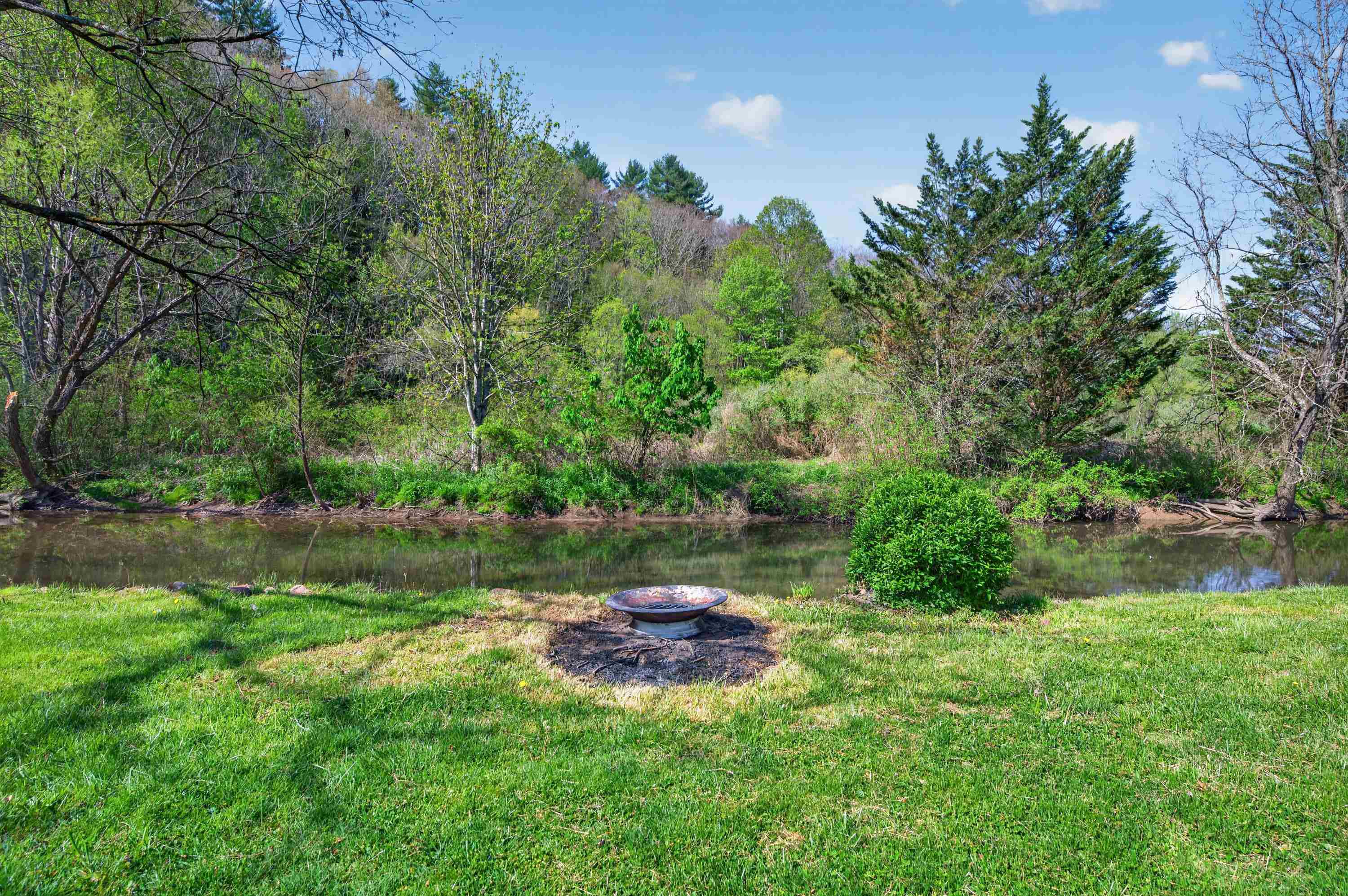 230 Cherry Lane Bastian VA 24314