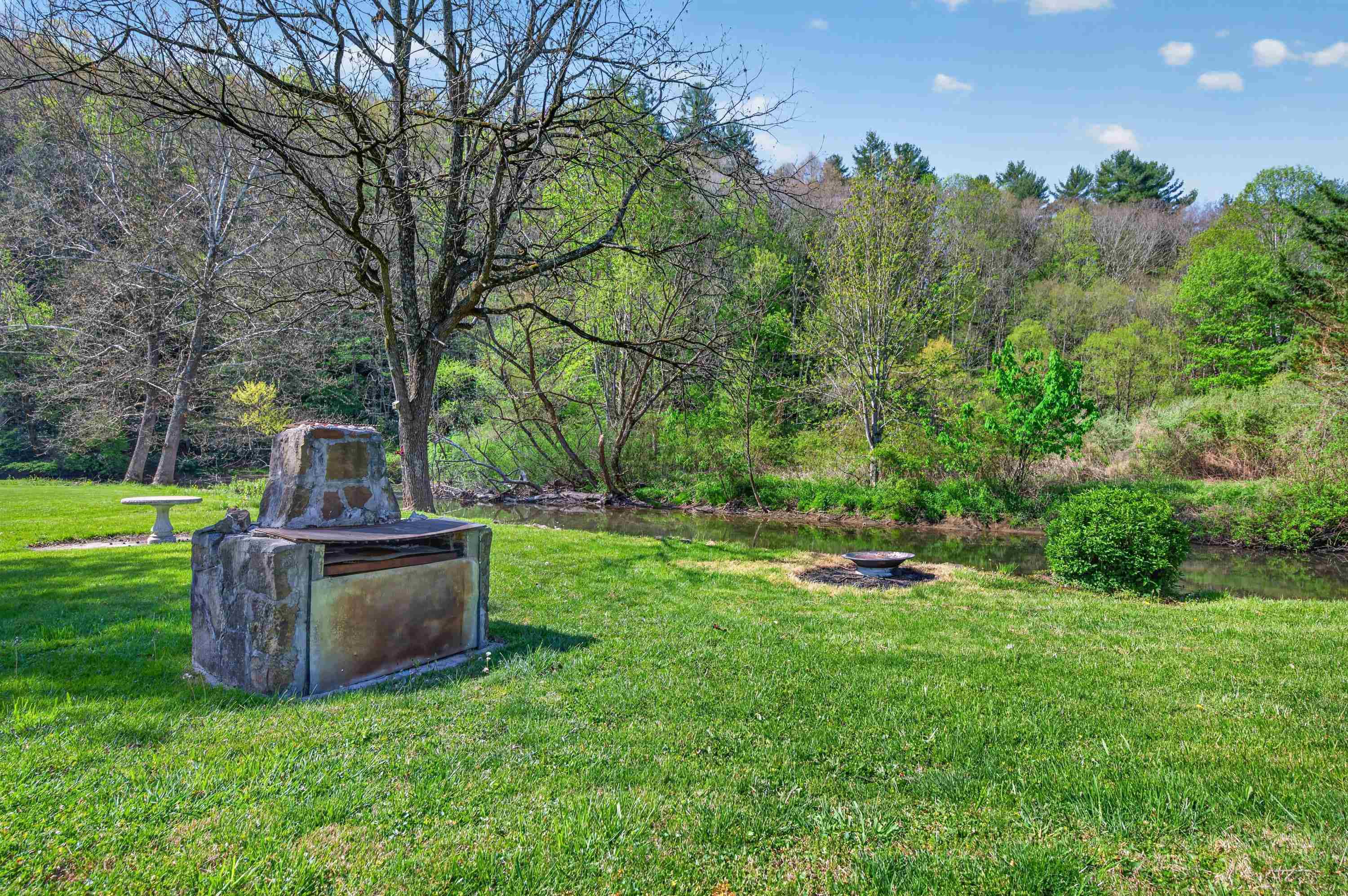 230 Cherry Lane Bastian VA 24314