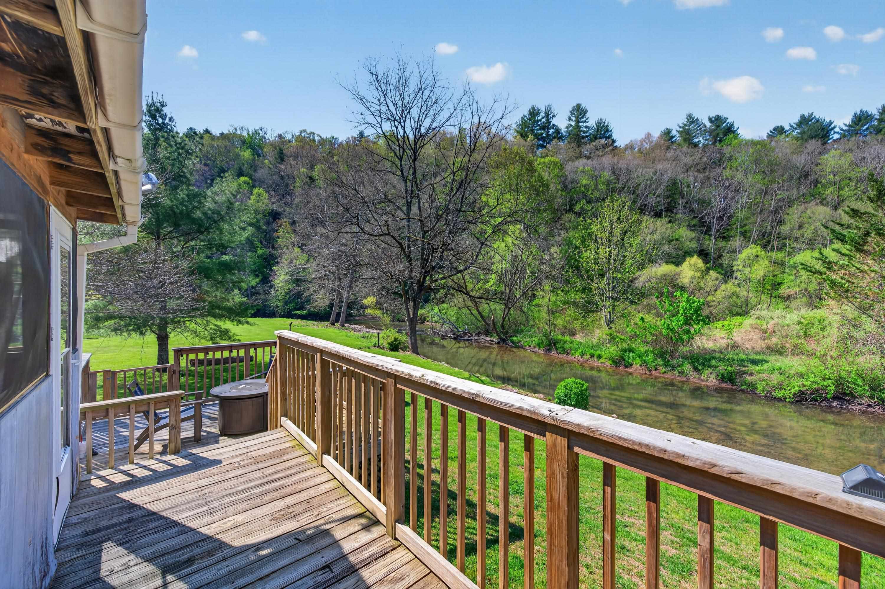 230 Cherry Lane Bastian VA 24314