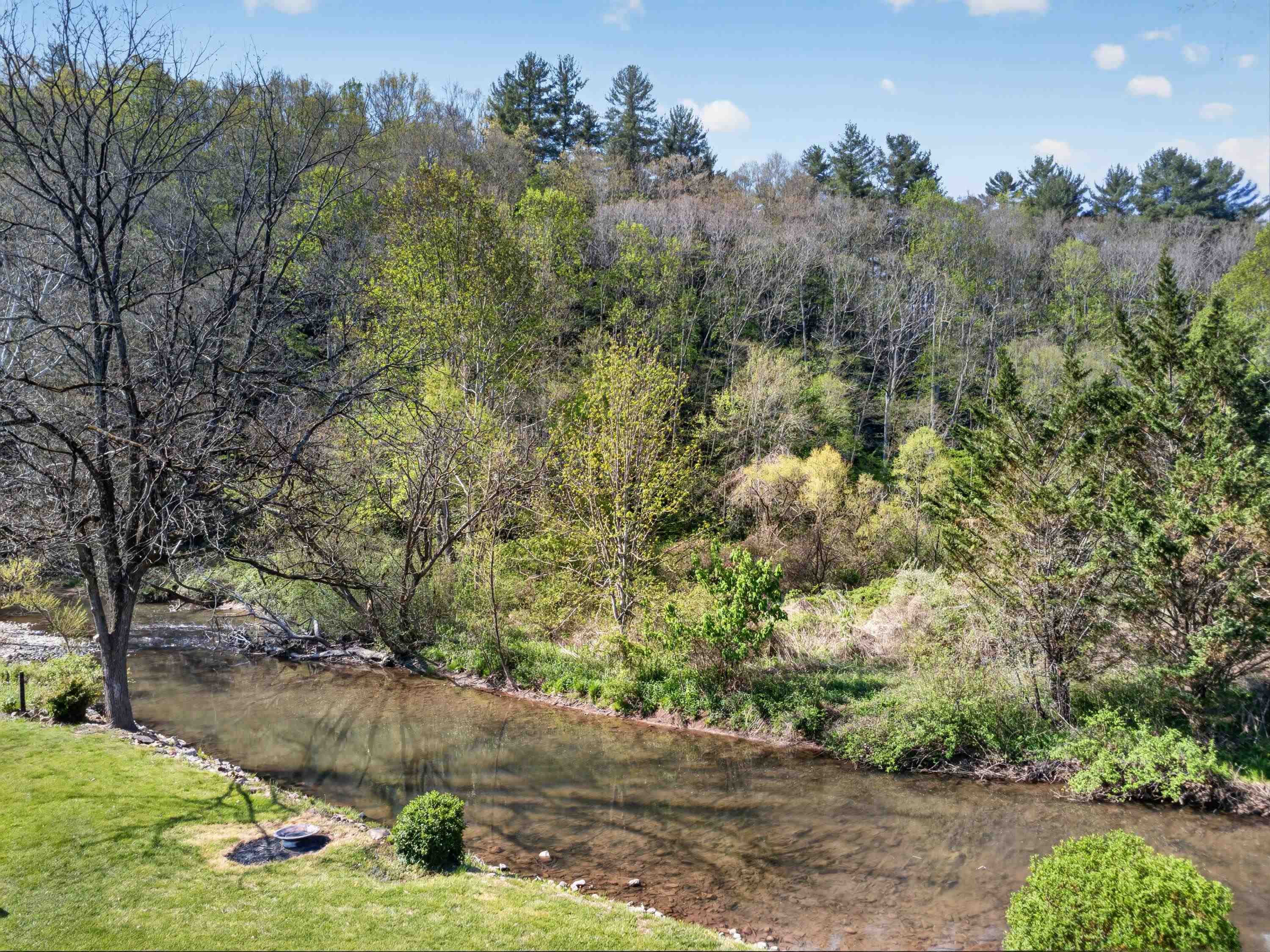 230 Cherry Lane Bastian VA 24314