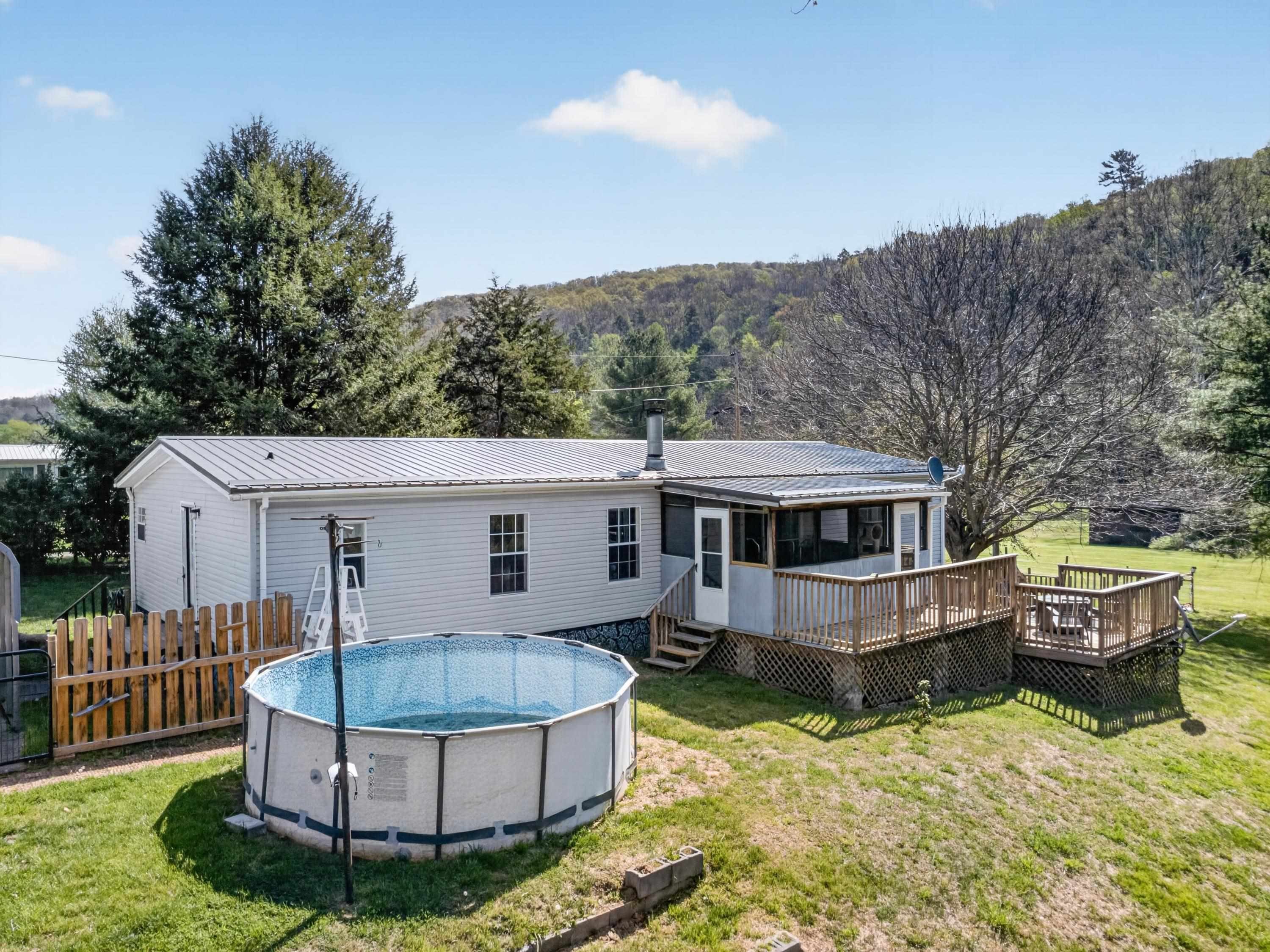 230 Cherry Lane Bastian VA 24314