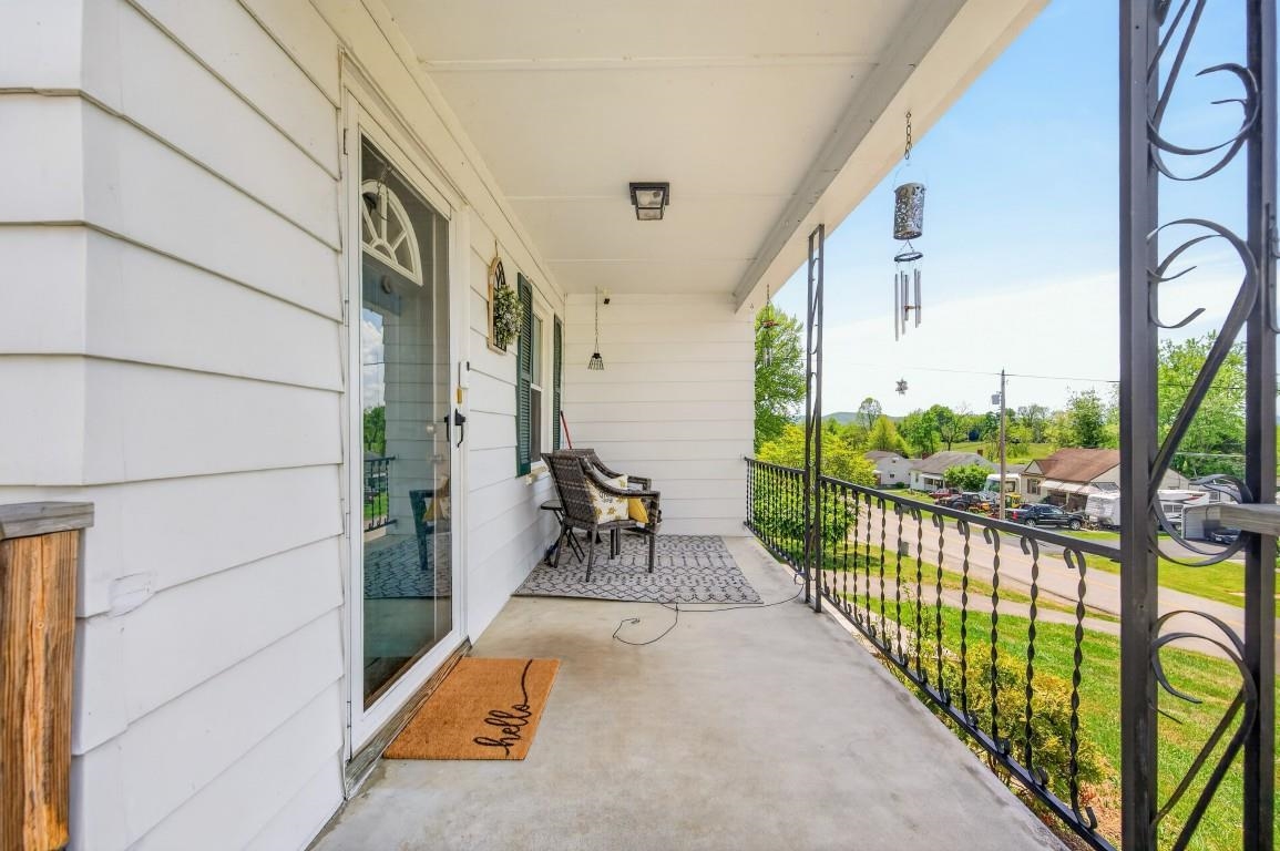 6810 Pulaski Avenue Fairlawn VA 24141