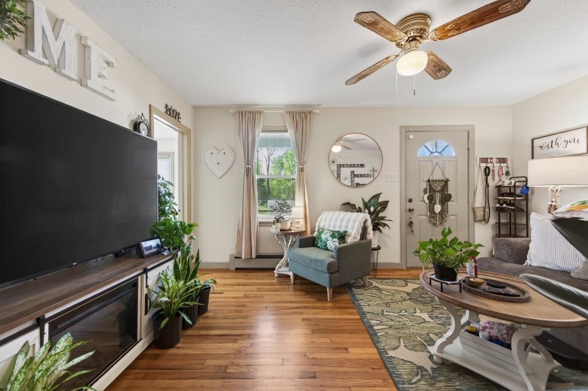 6810 Pulaski Avenue Fairlawn VA 24141