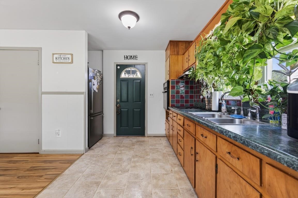 6810 Pulaski Avenue Fairlawn VA 24141