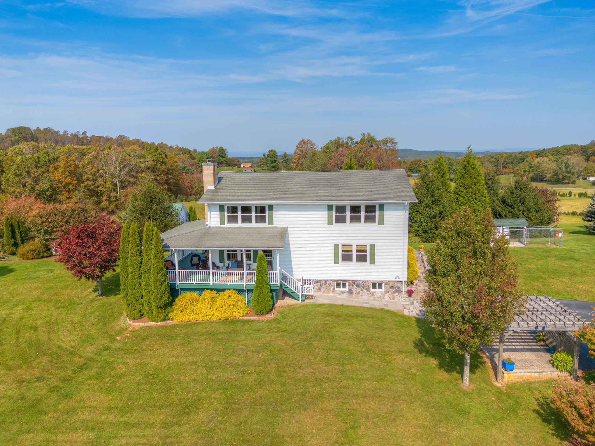 240 Rifton Lane NE Pilot VA 24138