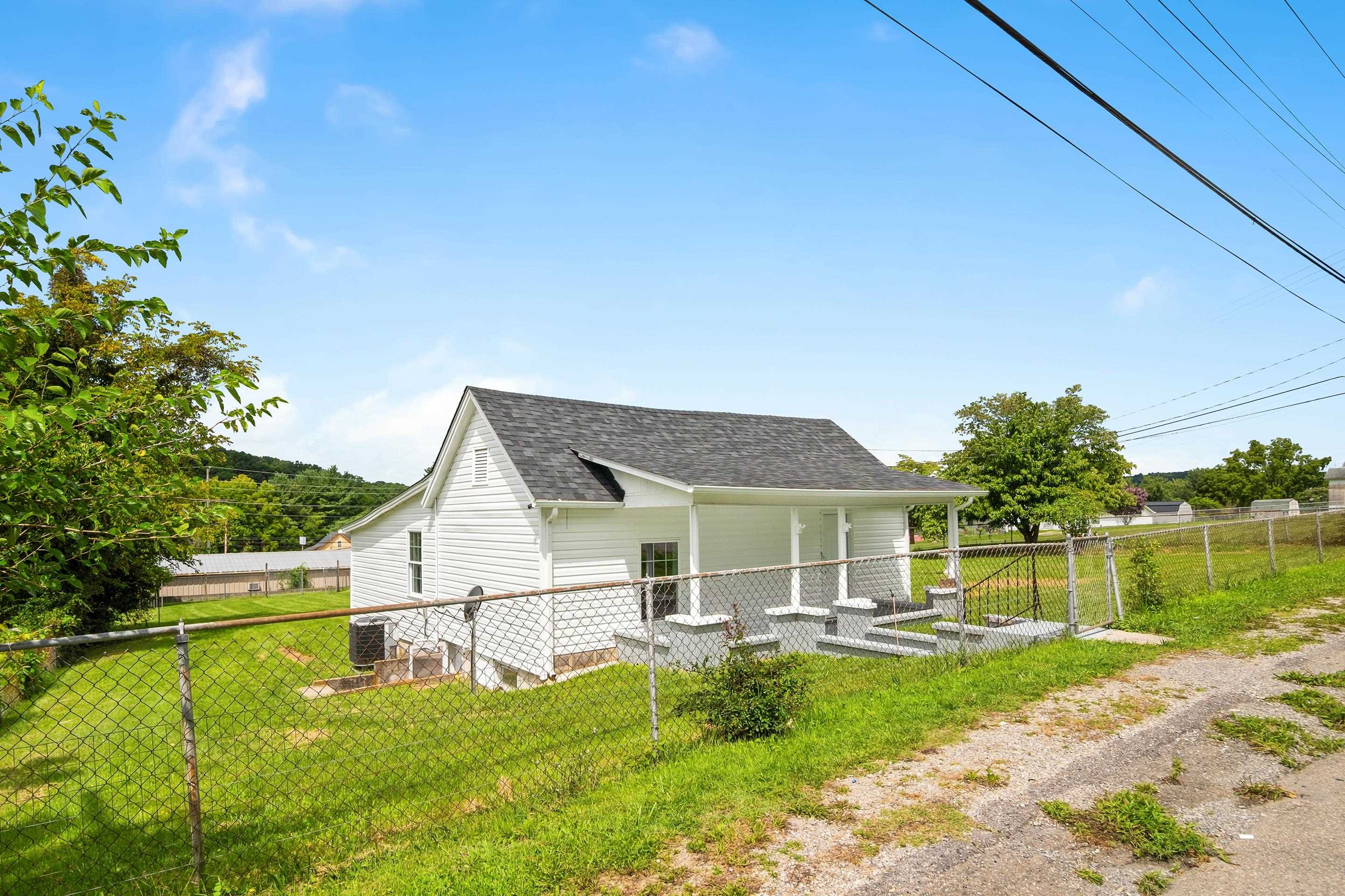 2409 2nd Street Radford VA 24141