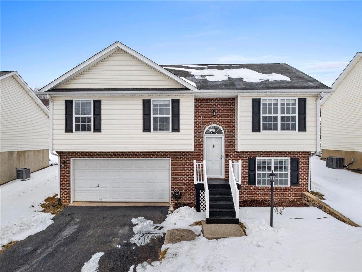 110 Sage Lane Christiansburg VA 24073