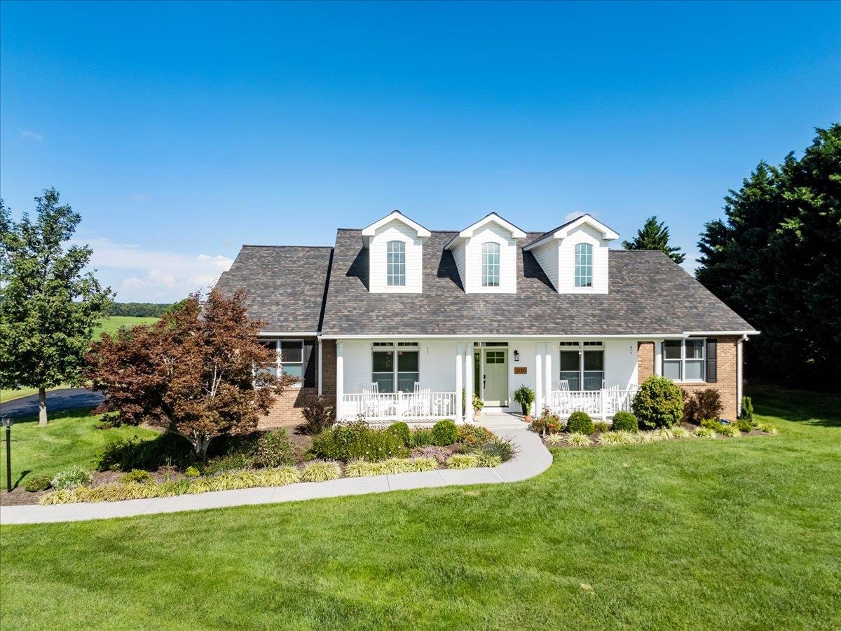 2120 Knoll Crest Drive Christiansburg VA 24073