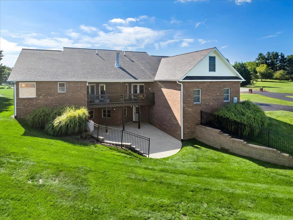 2120 Knoll Crest Drive Christiansburg VA 24073