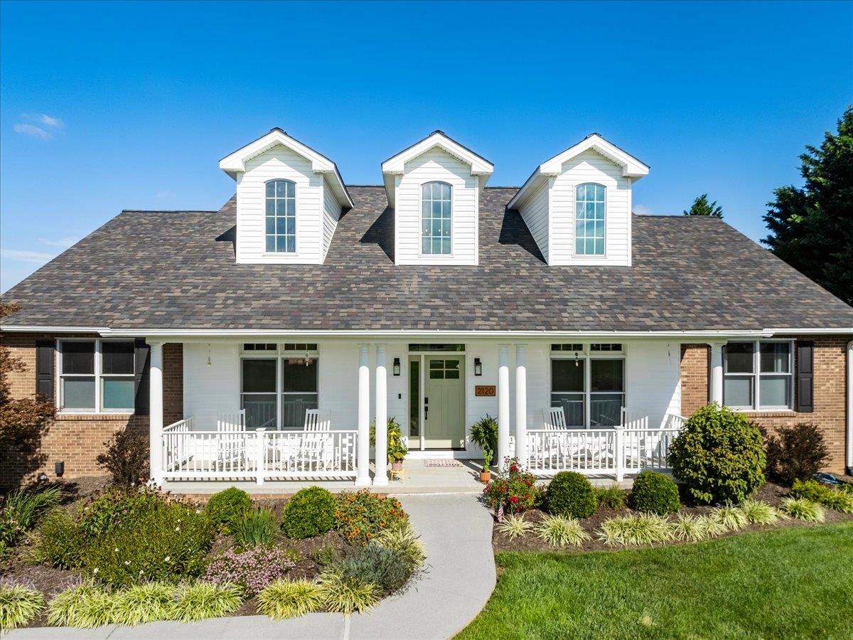 2120 Knoll Crest Drive Christiansburg VA 24073
