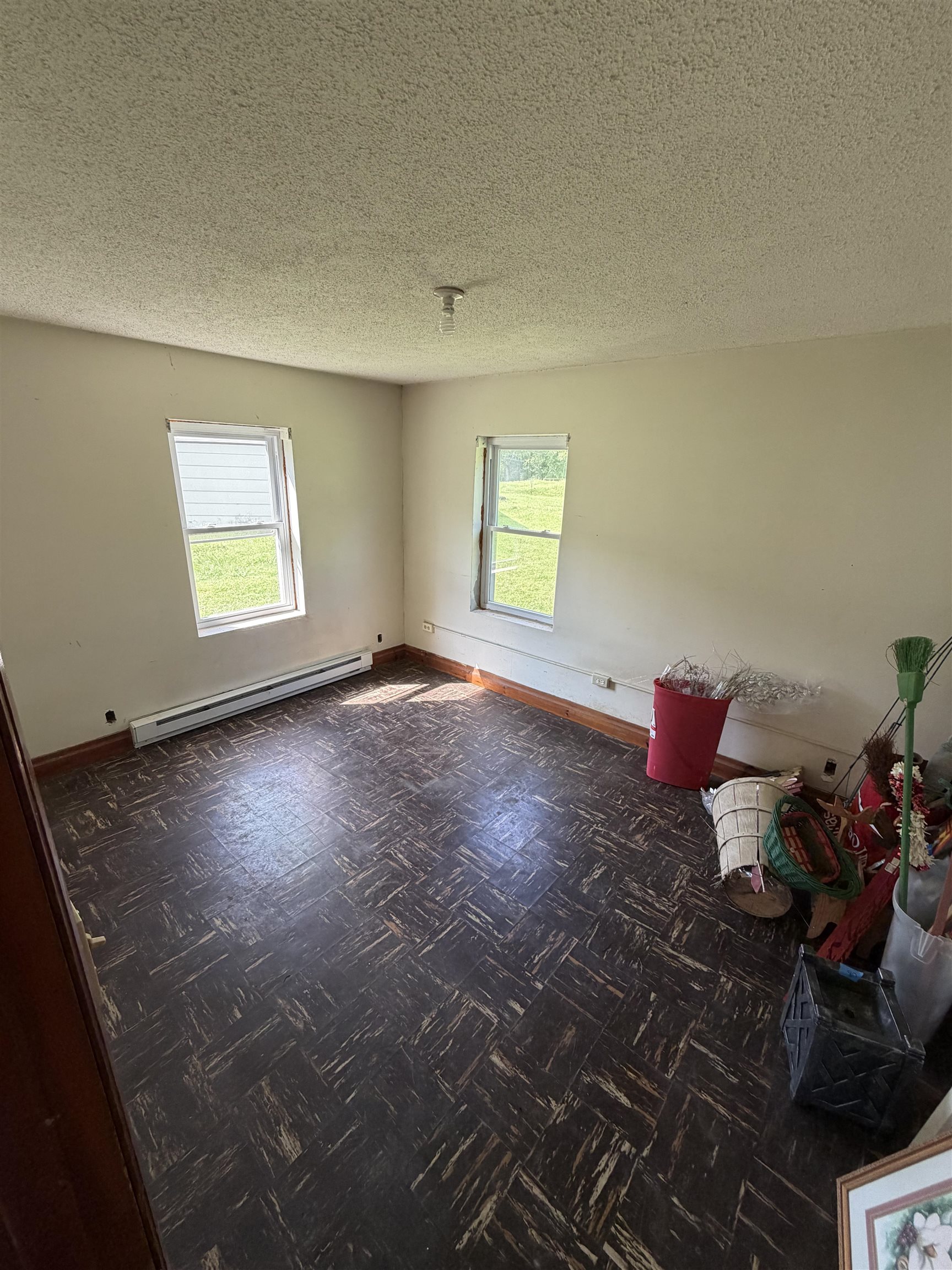 33 5th Street Bland VA 24315