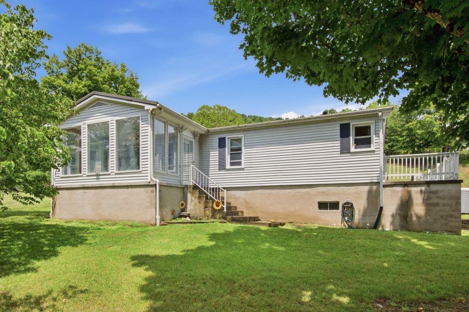 1738 Old Wolf Creek Road Narrows VA 24124