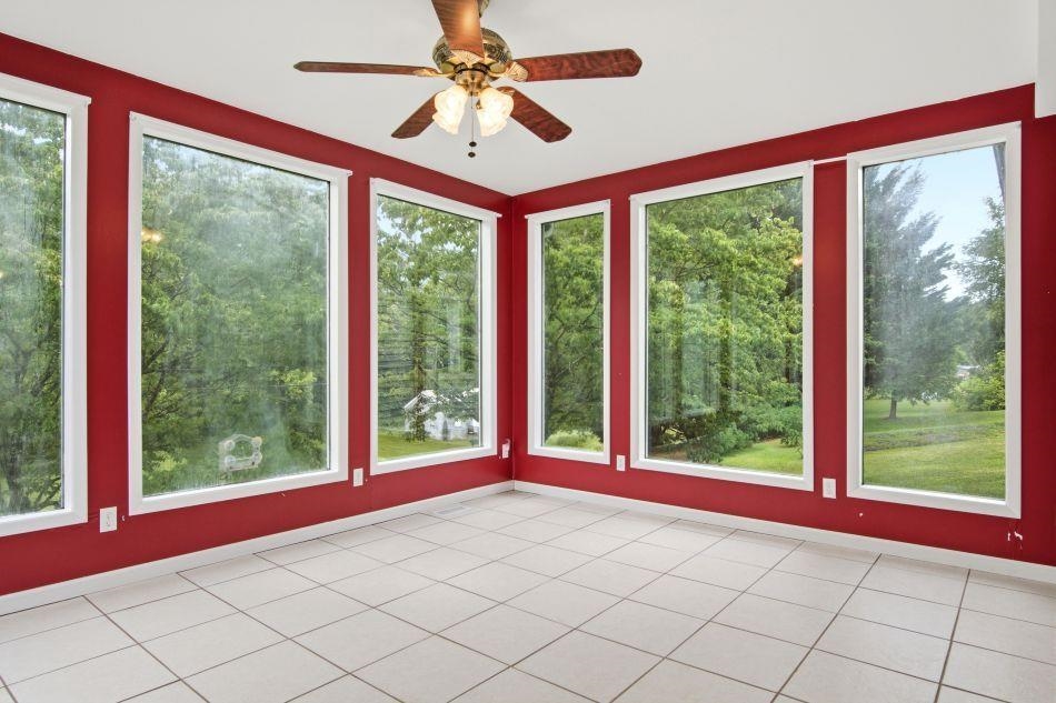 1738 Old Wolf Creek Road Narrows VA 24124