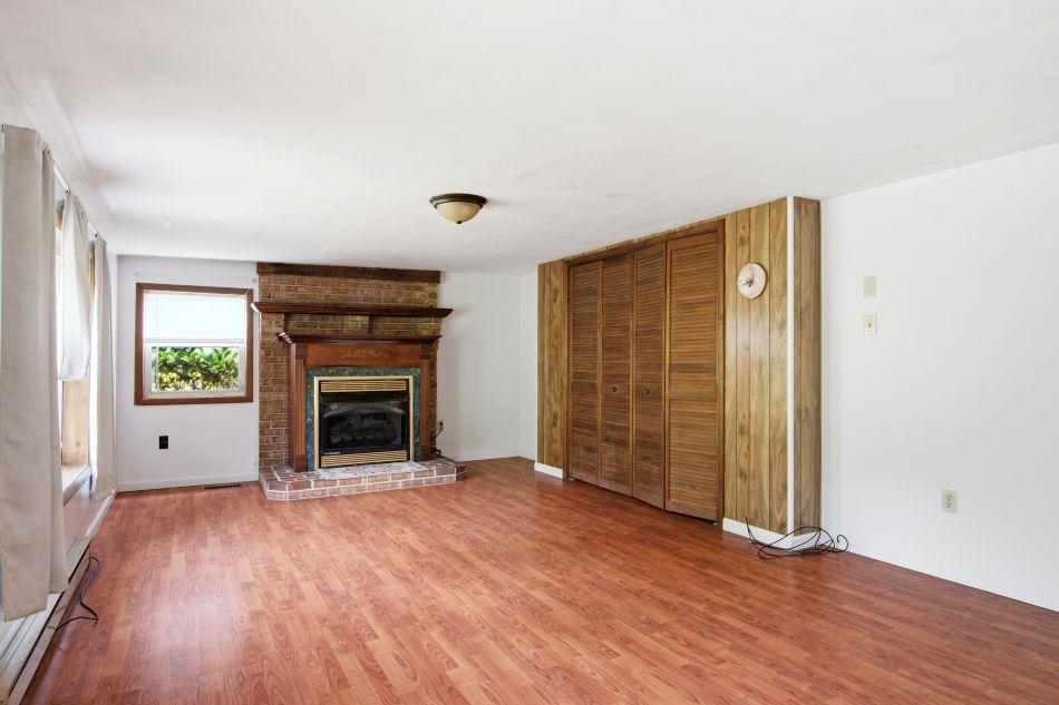 1738 Old Wolf Creek Road Narrows VA 24124