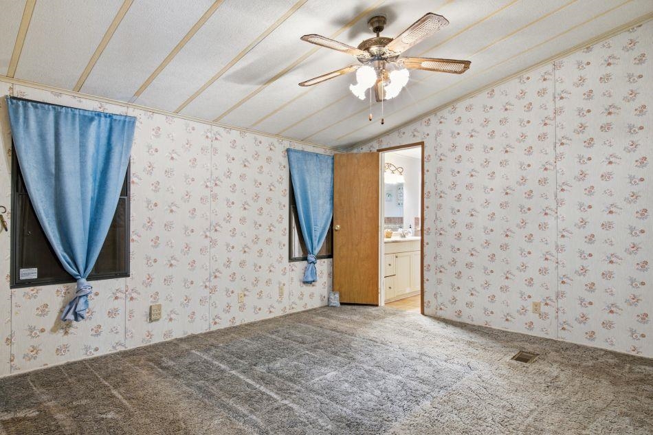 1738 Old Wolf Creek Road Narrows VA 24124