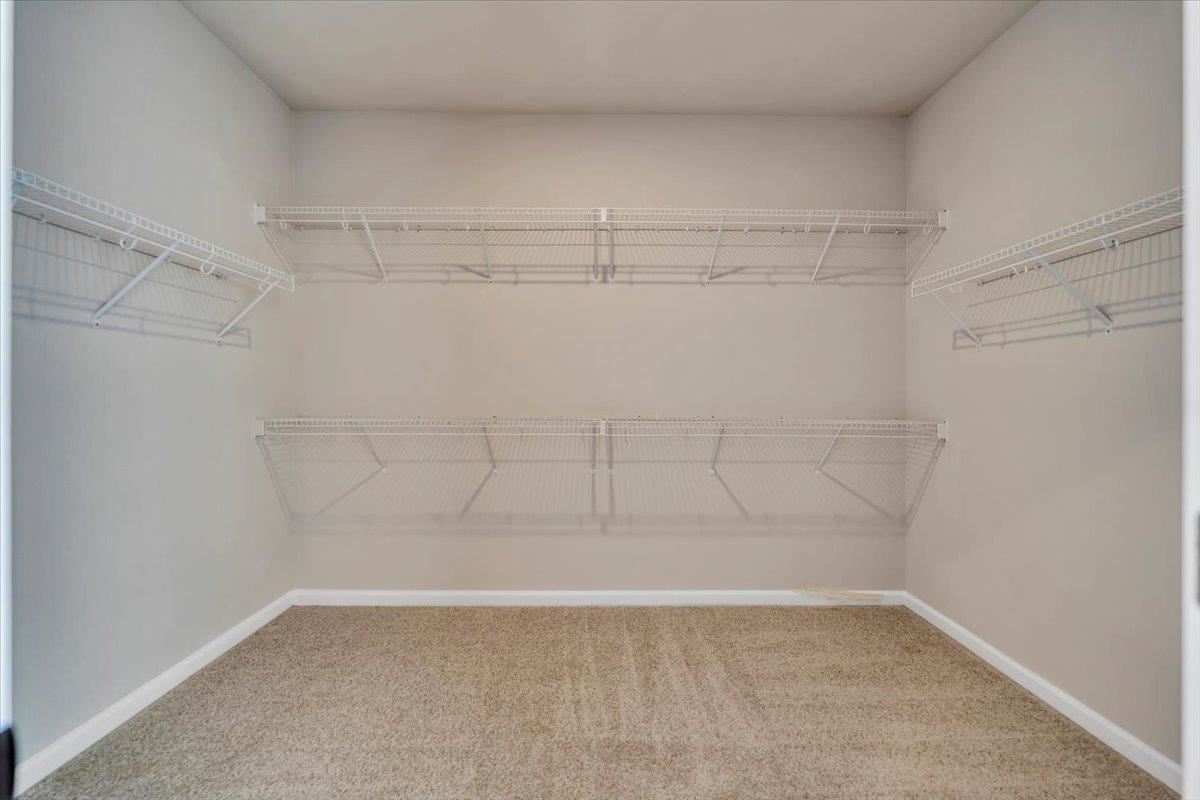 7401 King's Pointe Drive Fairlawn VA 24141