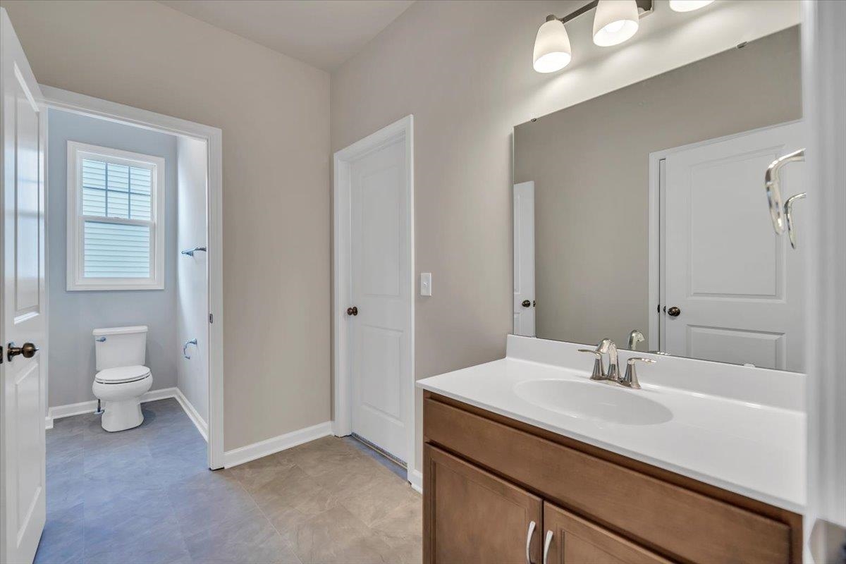 7401 King's Pointe Drive Fairlawn VA 24141