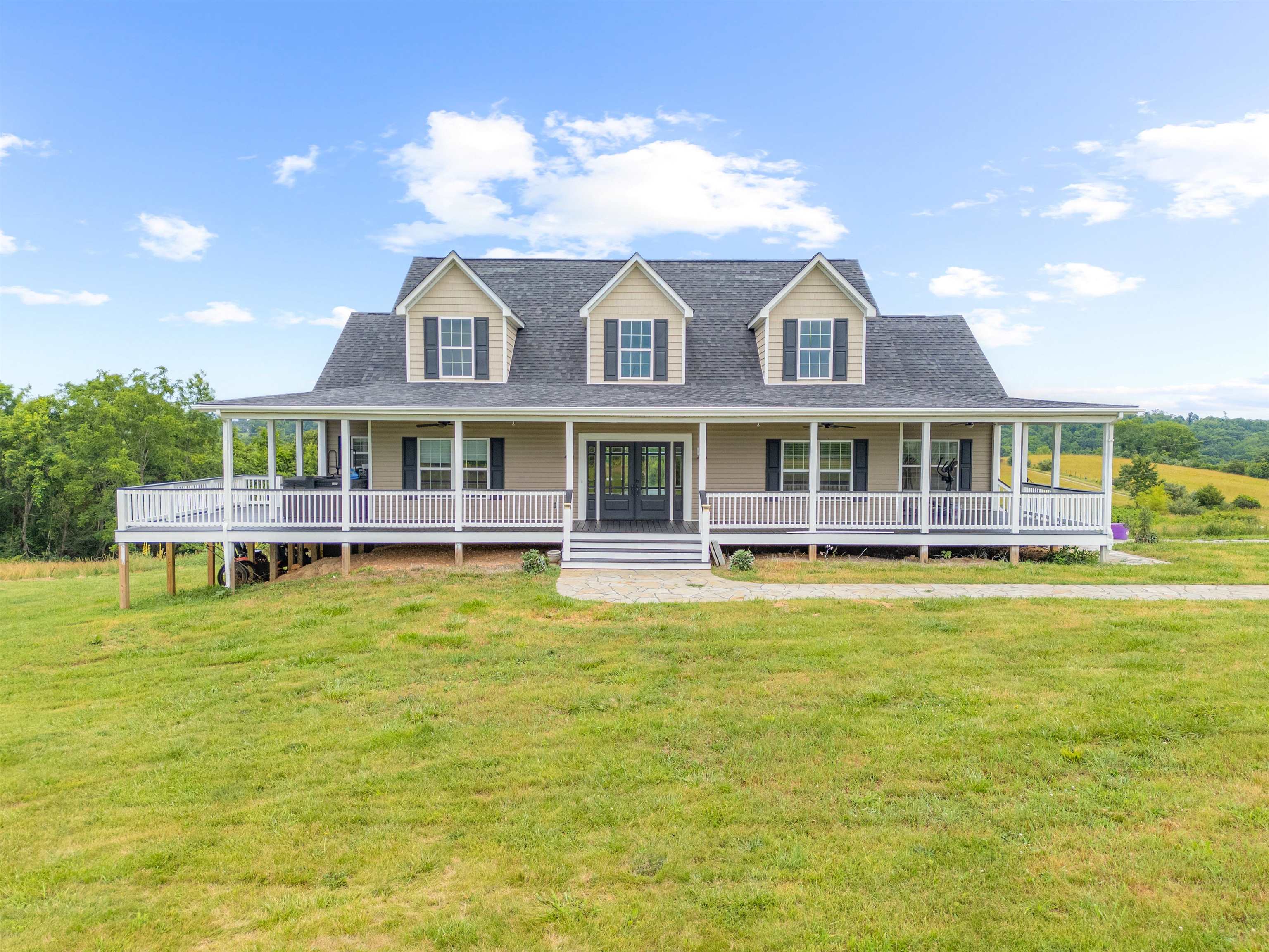 6722 Old Route 11 Road Radford VA 24141