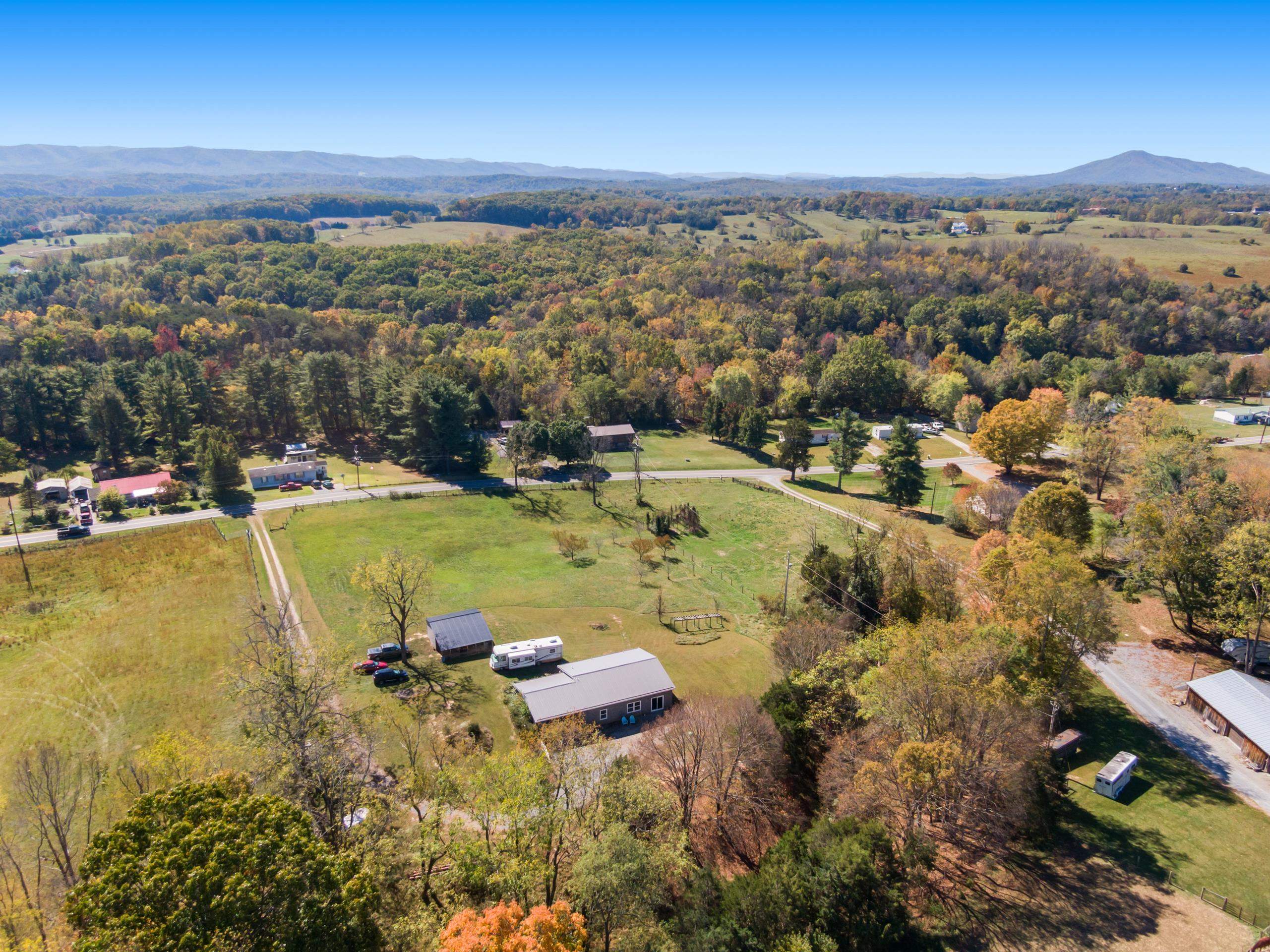 6579 Wilderness Road Dublin VA 24084