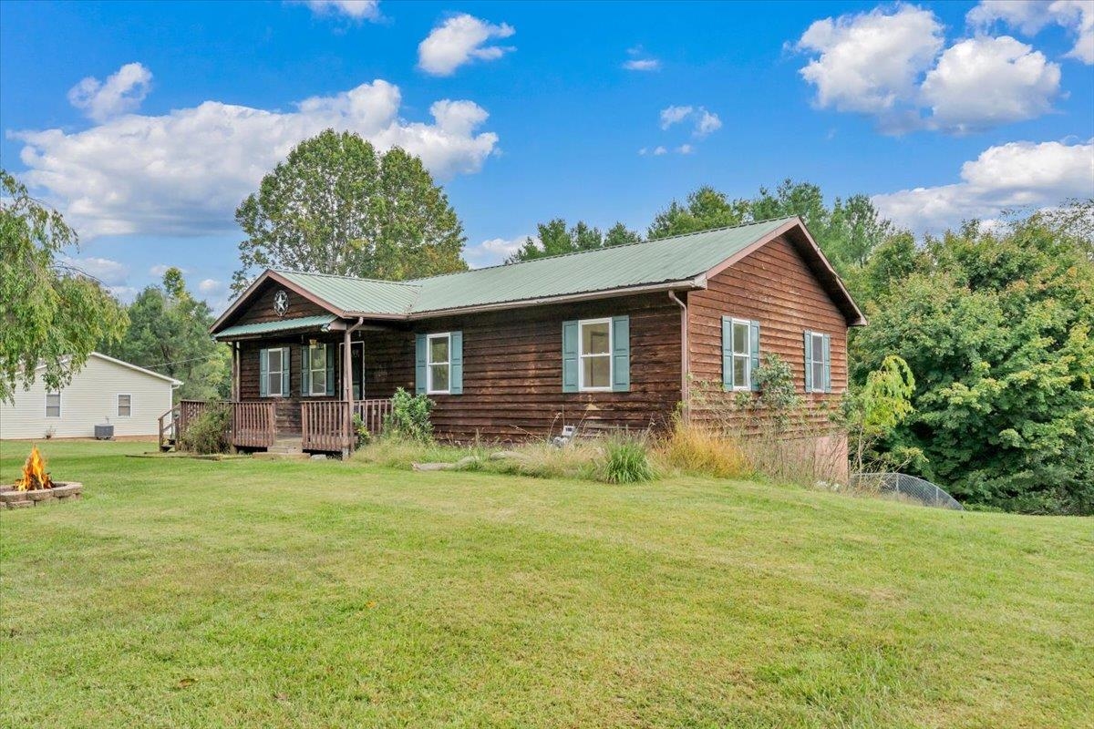 243 Blueberry Lane Galax VA 24333