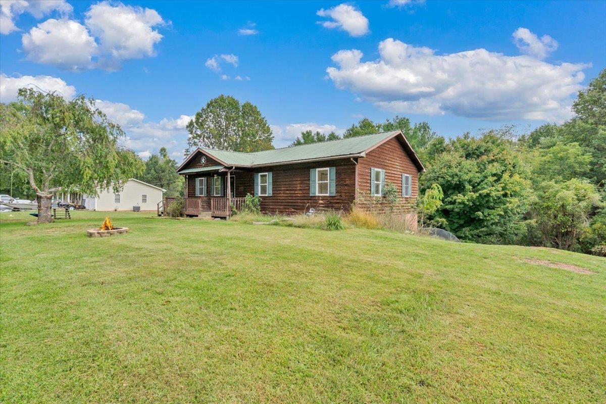 243 Blueberry Lane Galax VA 24333