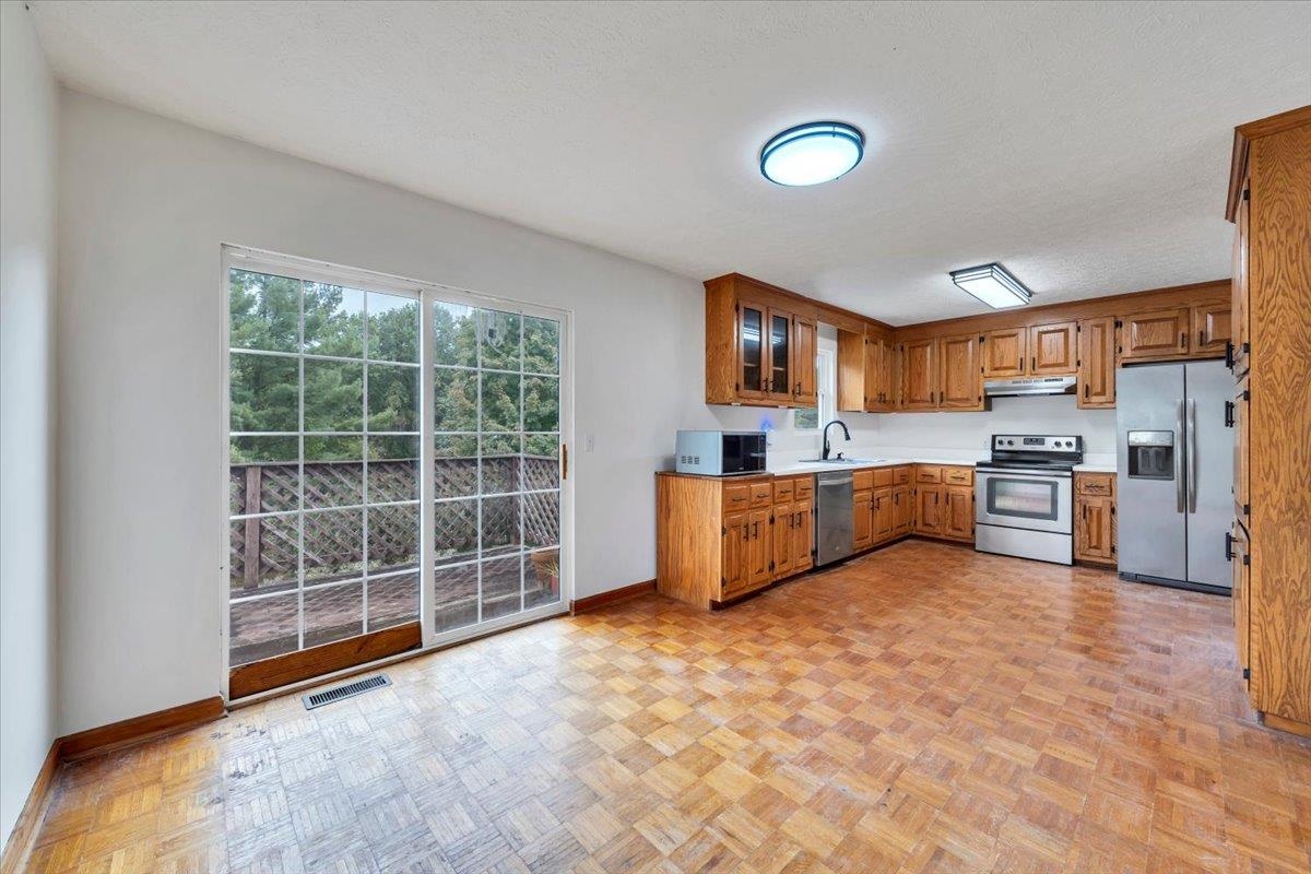 243 Blueberry Lane Galax VA 24333